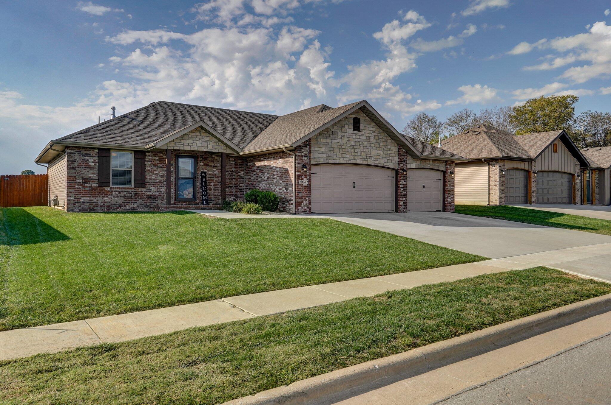 5642 West Mangrove Street Property Photo 1