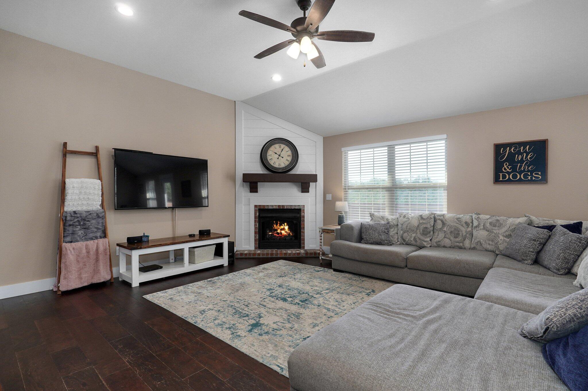 5642 West Mangrove Street Property Photo 5