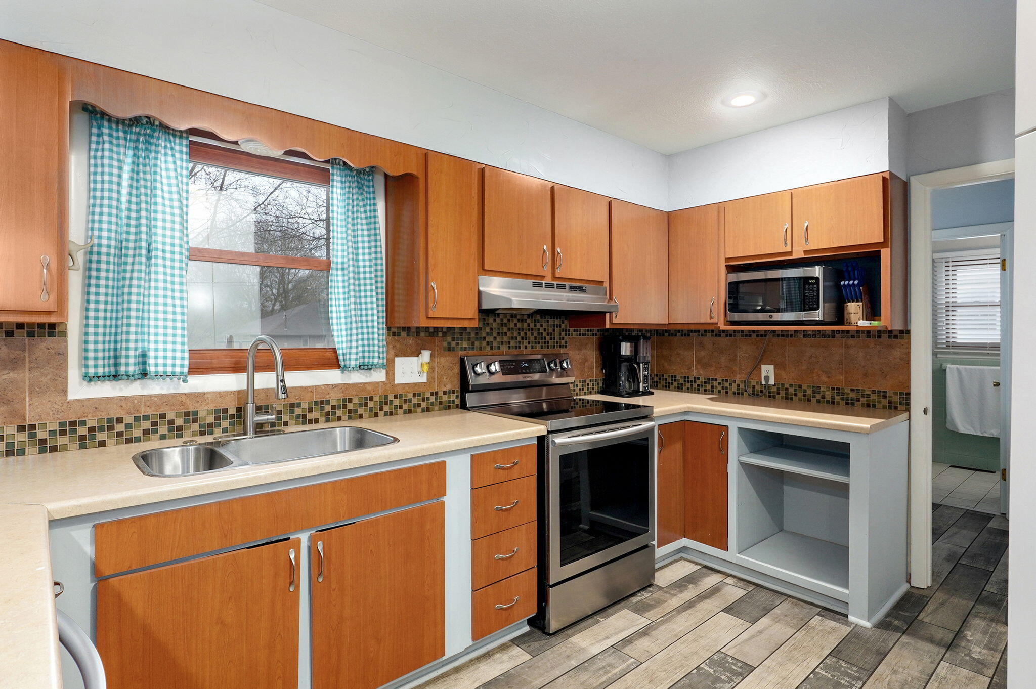 4059 South Broadway Avenue Property Photo 14