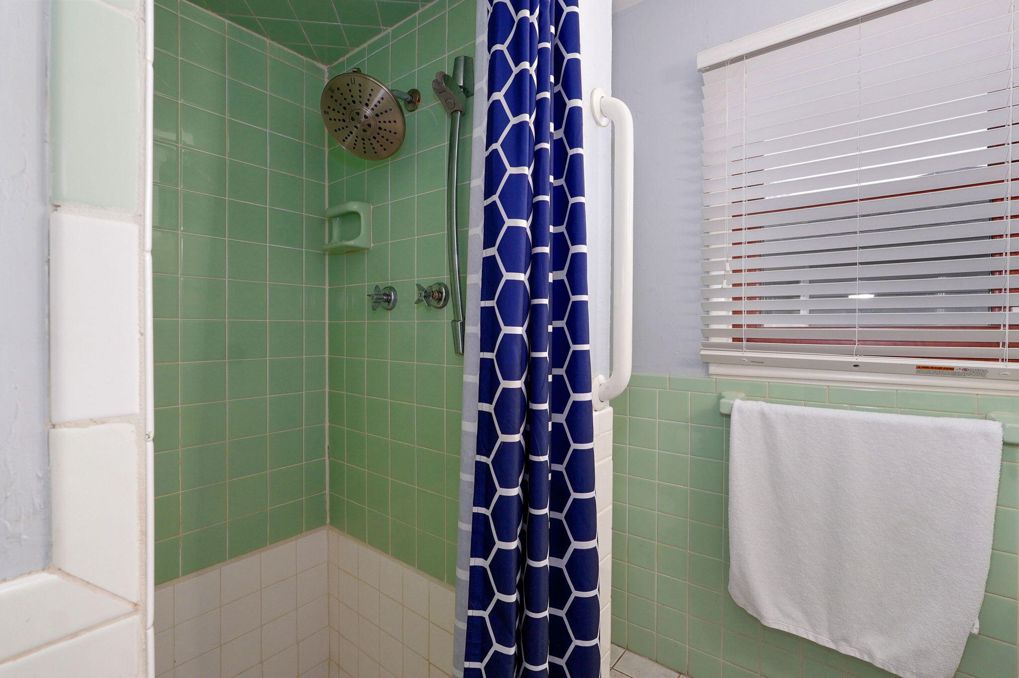 4059 South Broadway Avenue Property Photo 17