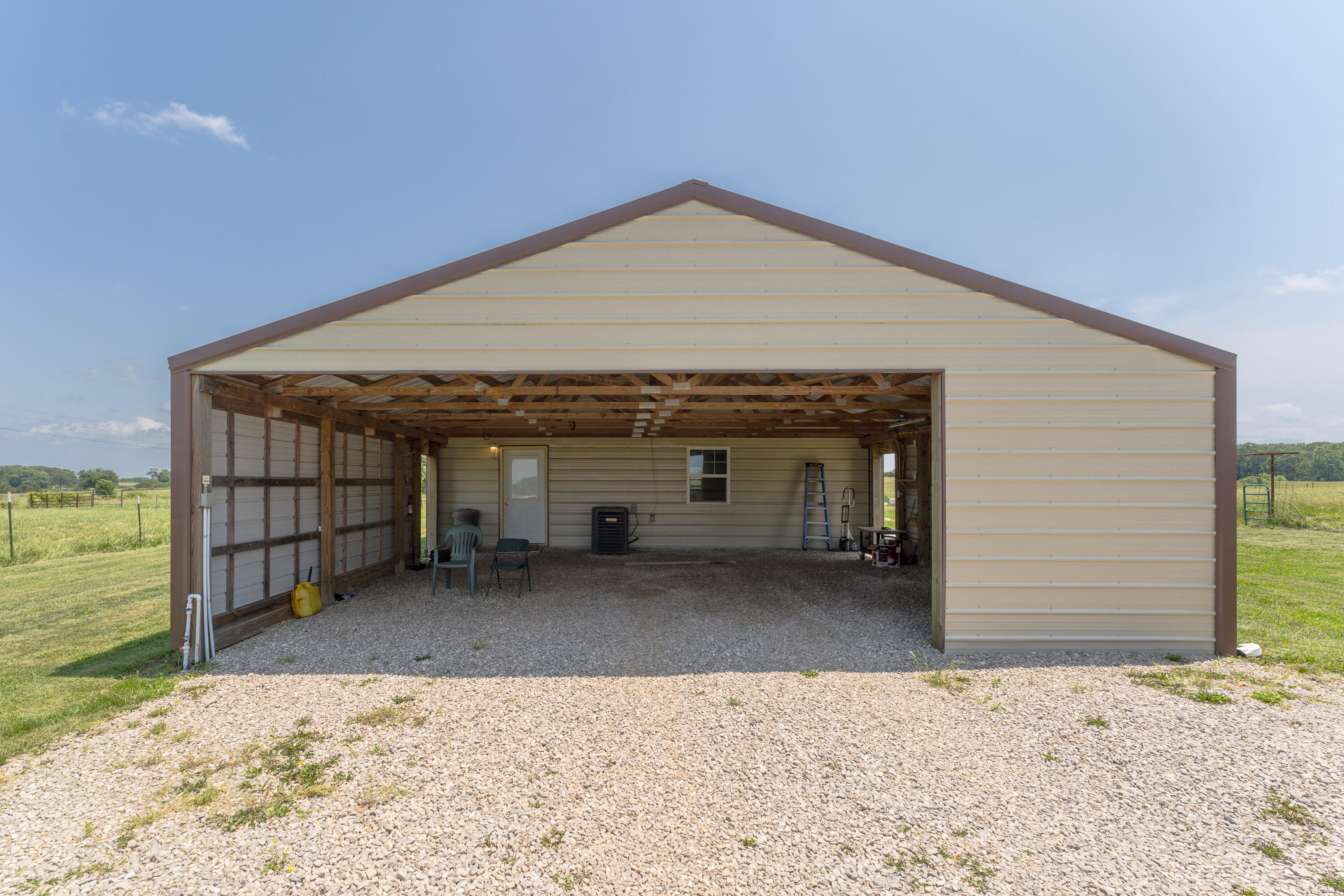 504 Brumback Road Property Photo 5