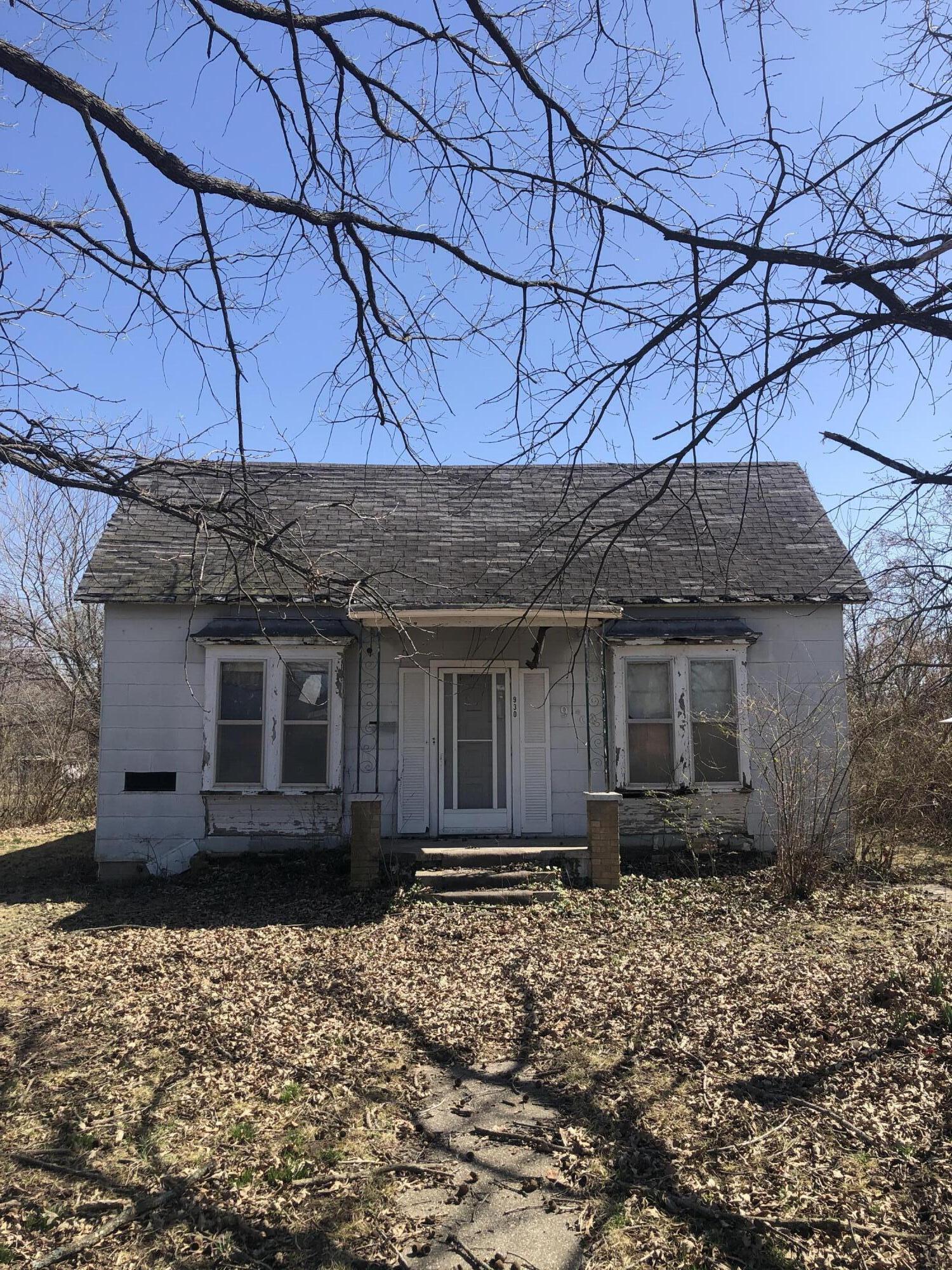 930 Porter Avenue Property Photo
