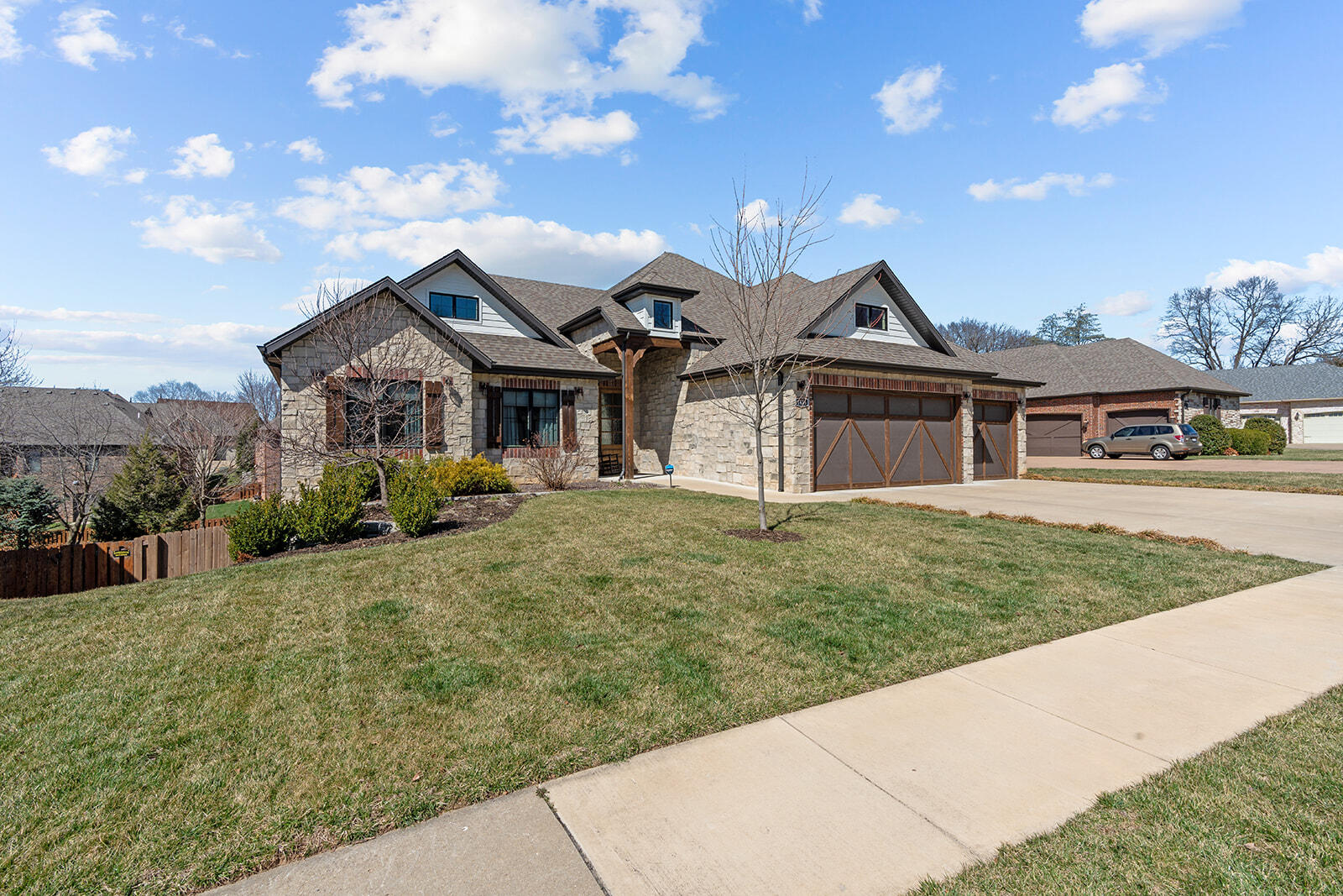 1475 East Wilder Drive Property Photo 3