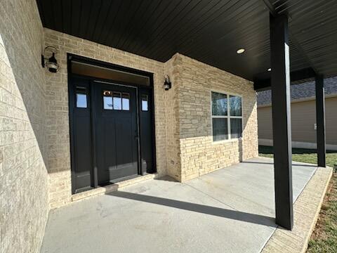 3622 North Huntington Avenue Property Photo 3