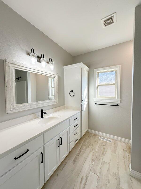 3622 North Huntington Avenue Property Photo 23