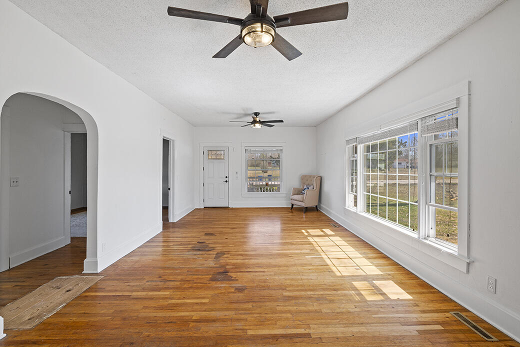 2404 Mina Avenue Property Photo 21