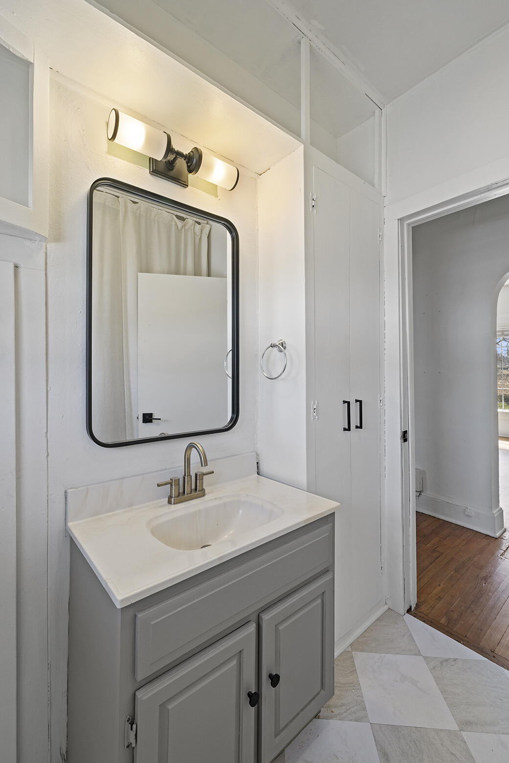 2404 Mina Avenue Property Photo 30