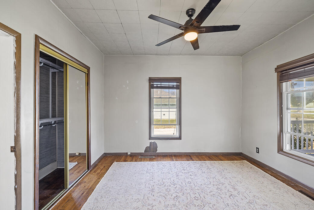 2404 Mina Avenue Property Photo 32