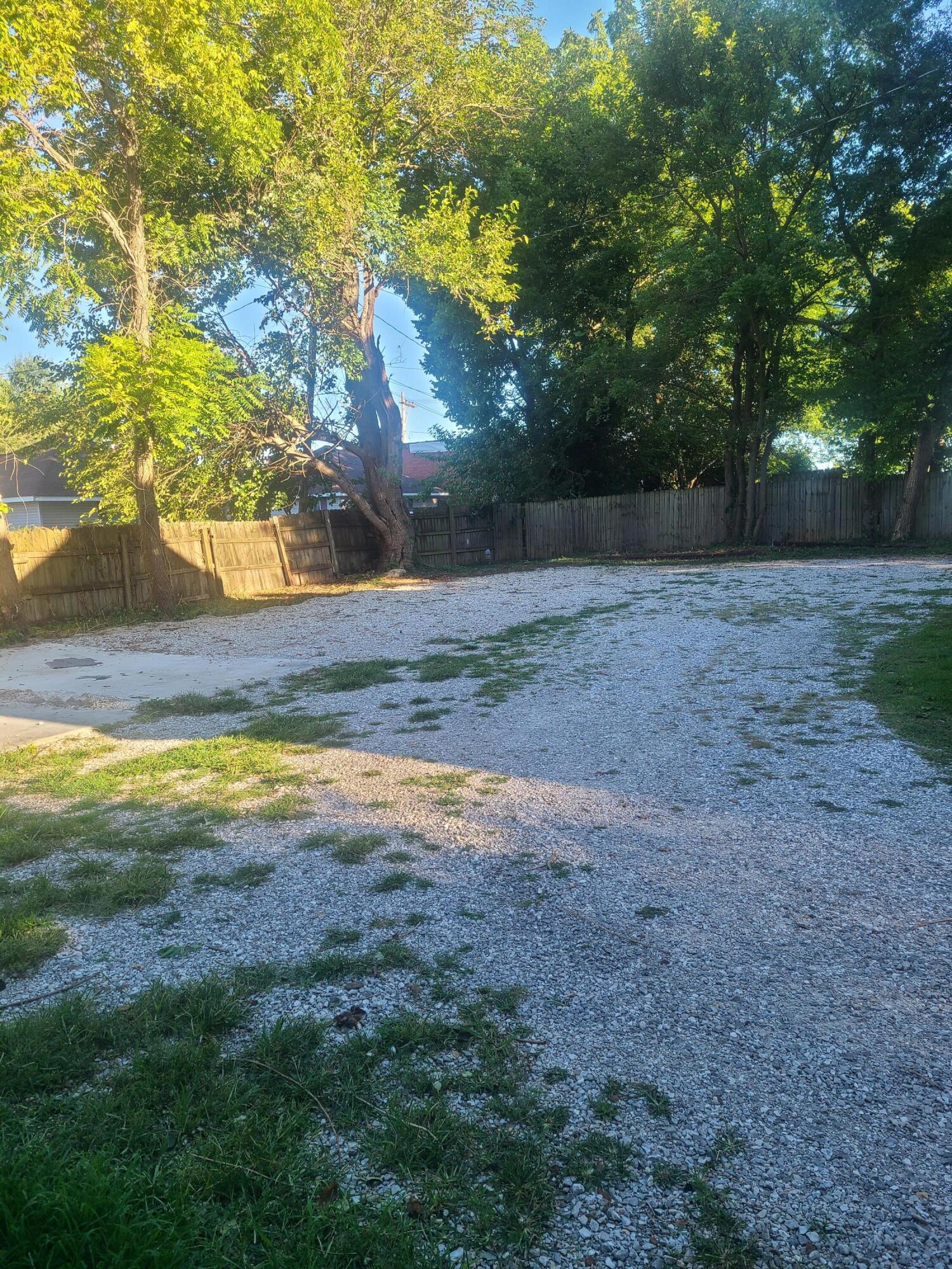 1711 North Washington Avenue Property Photo 15