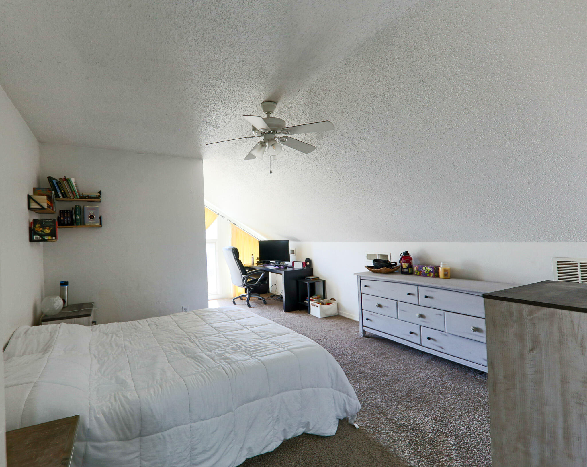 207 Lorene Street Property Photo 6