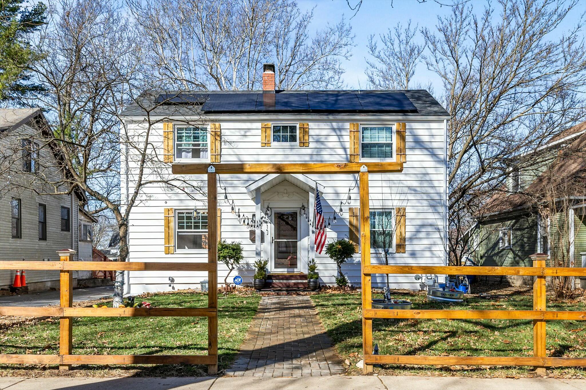 921 South Pickwick Avenue Property Photo