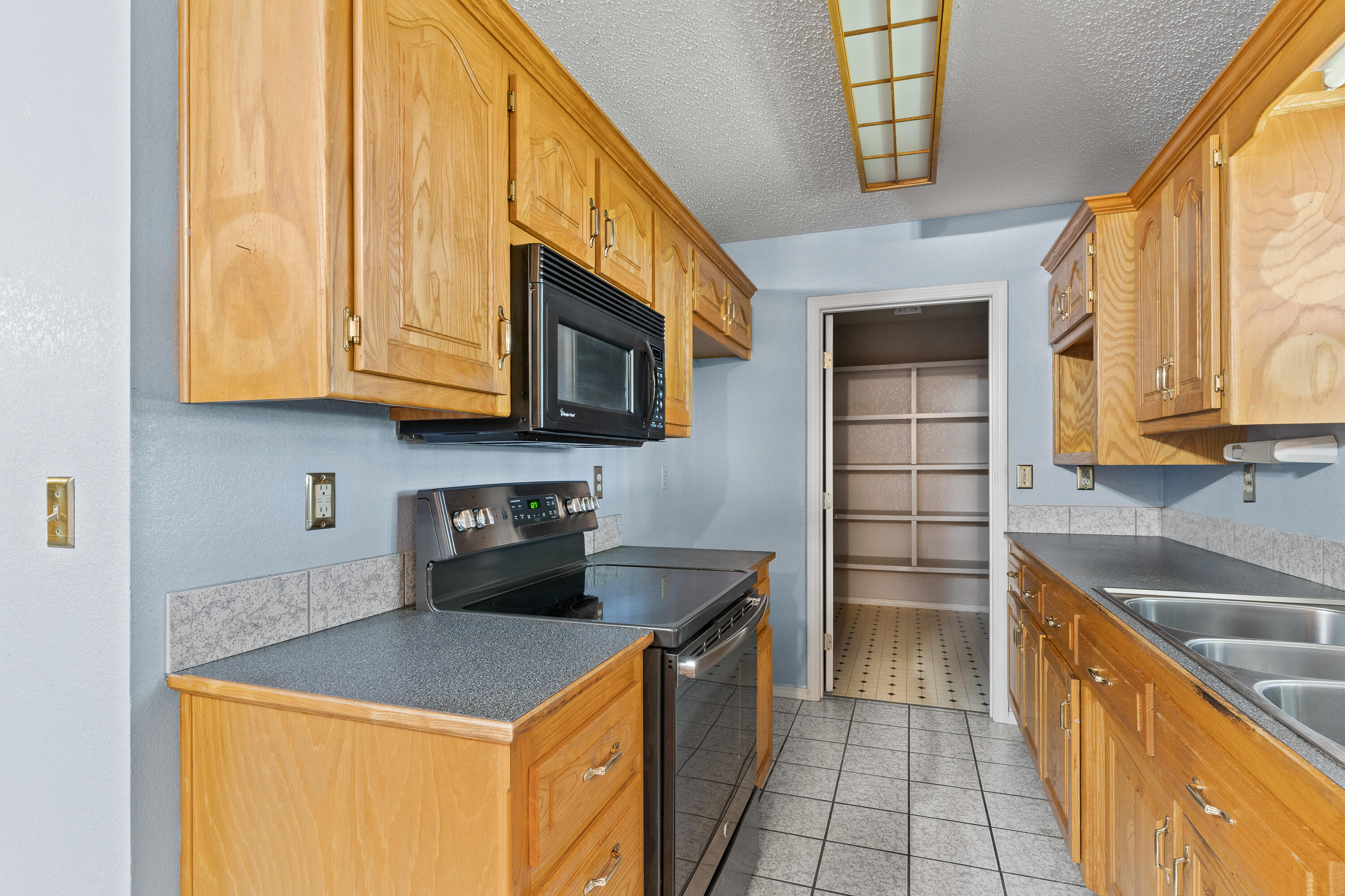 8756 West Farm Rd 124 Property Photo 15