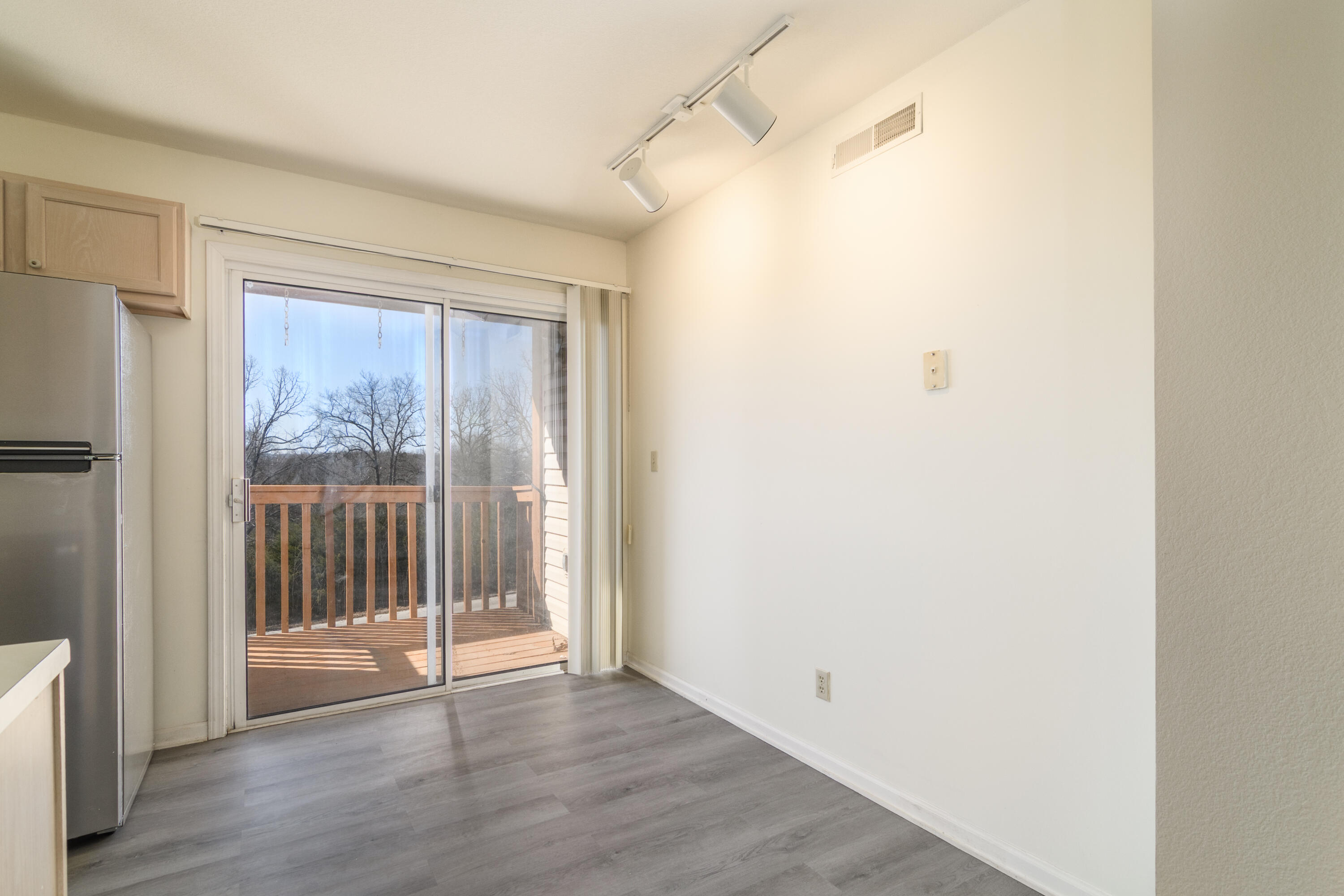 143 Vixen Circle Property Photo 8