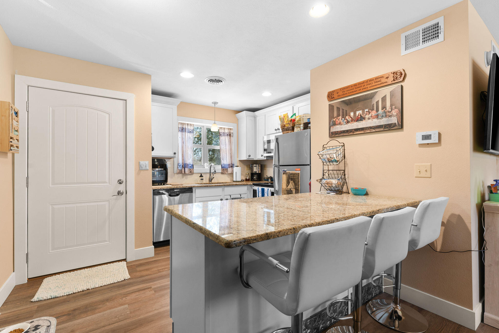 250 Rustic Hickory Lane Property Photo 6