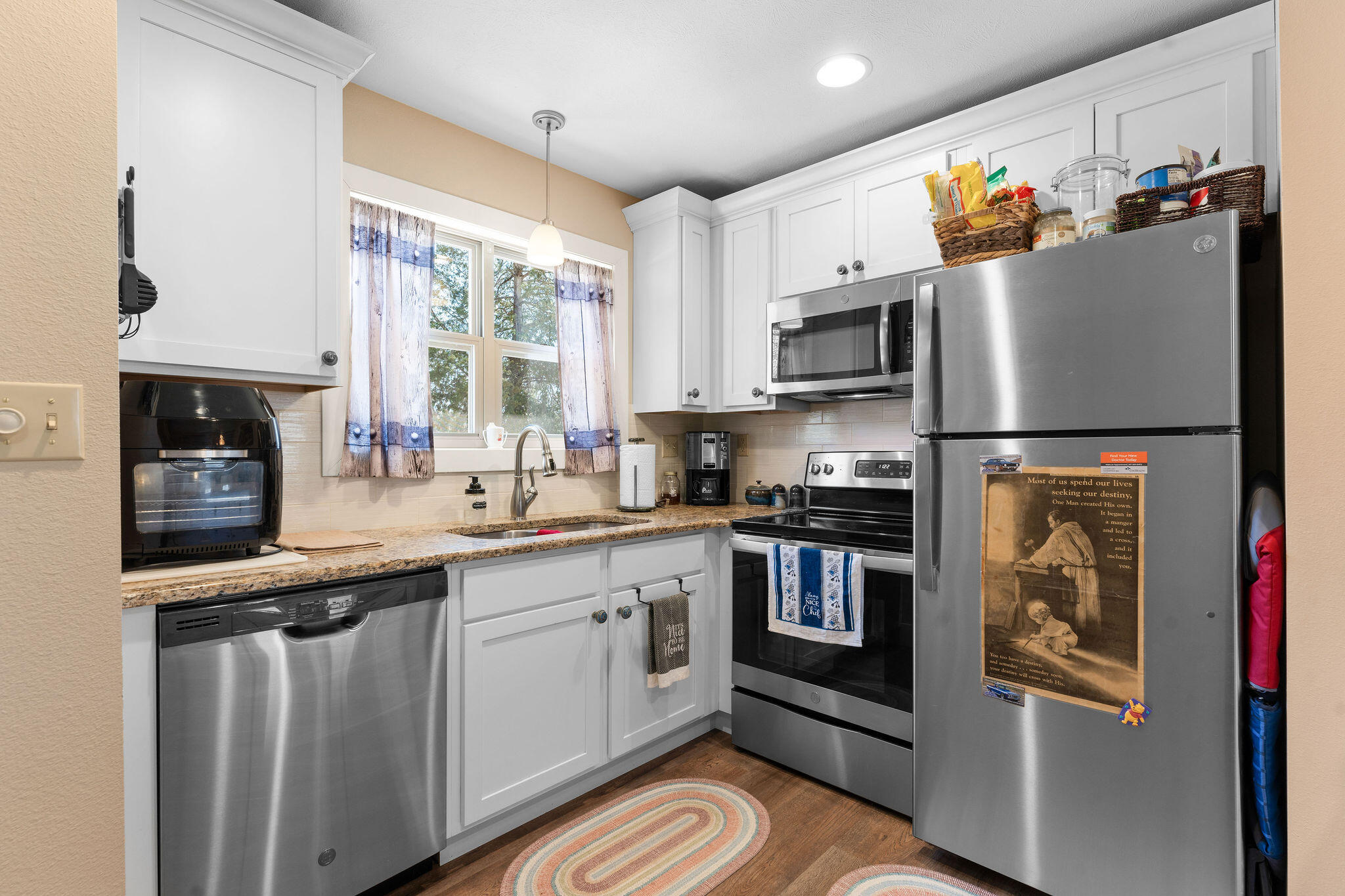 250 Rustic Hickory Lane Property Photo 7