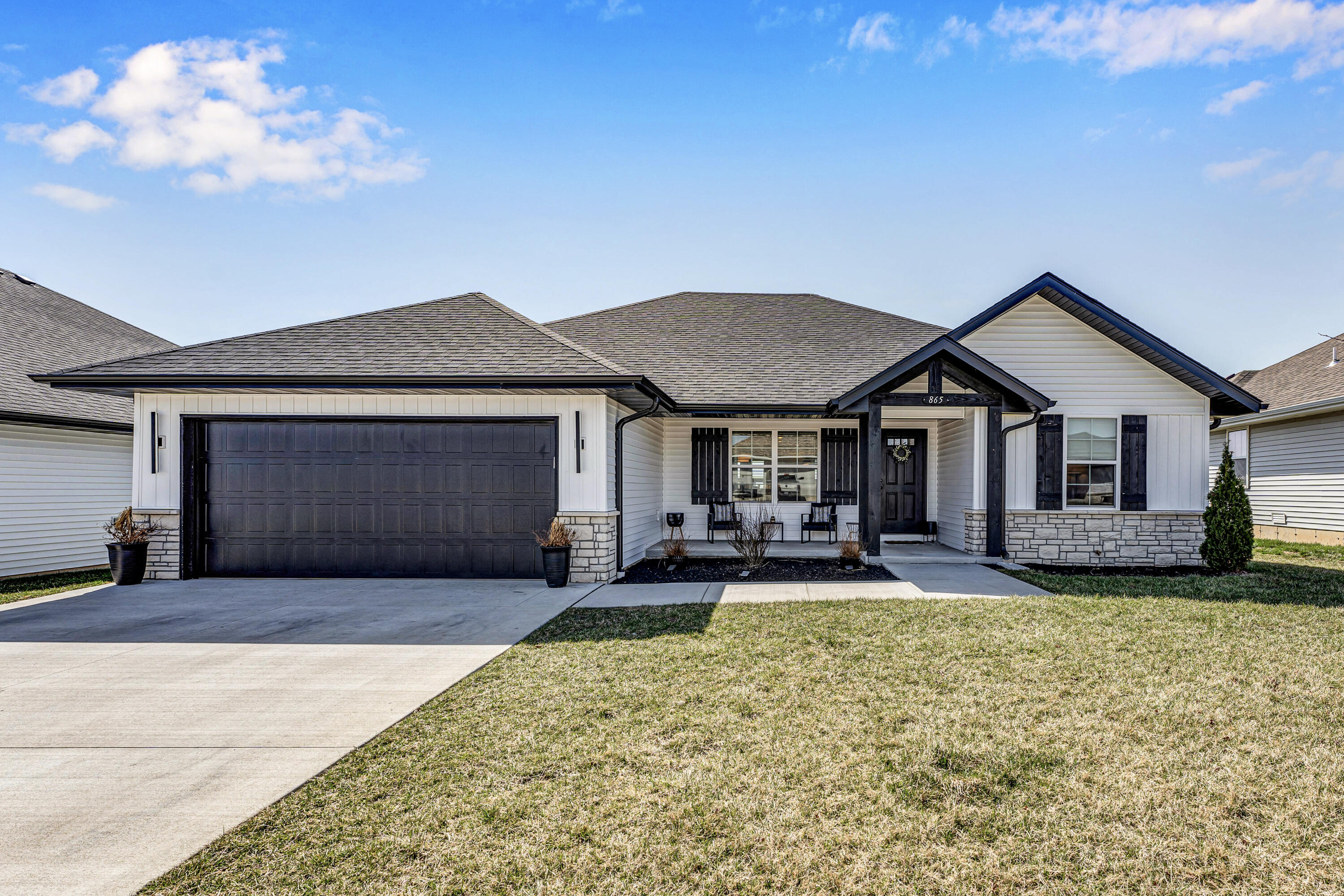 Forest Heights Real Estate Listings Main Image