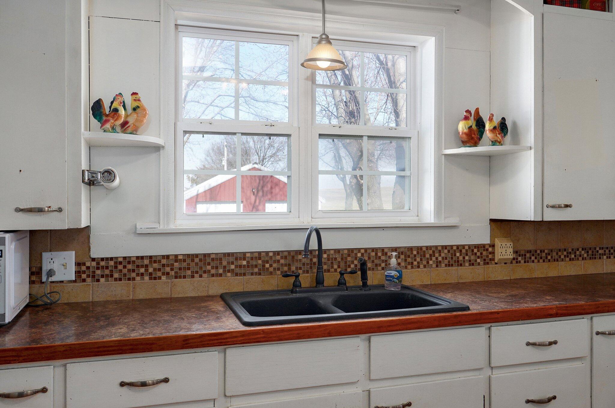 13461 Lawrence 1090 Property Photo 6