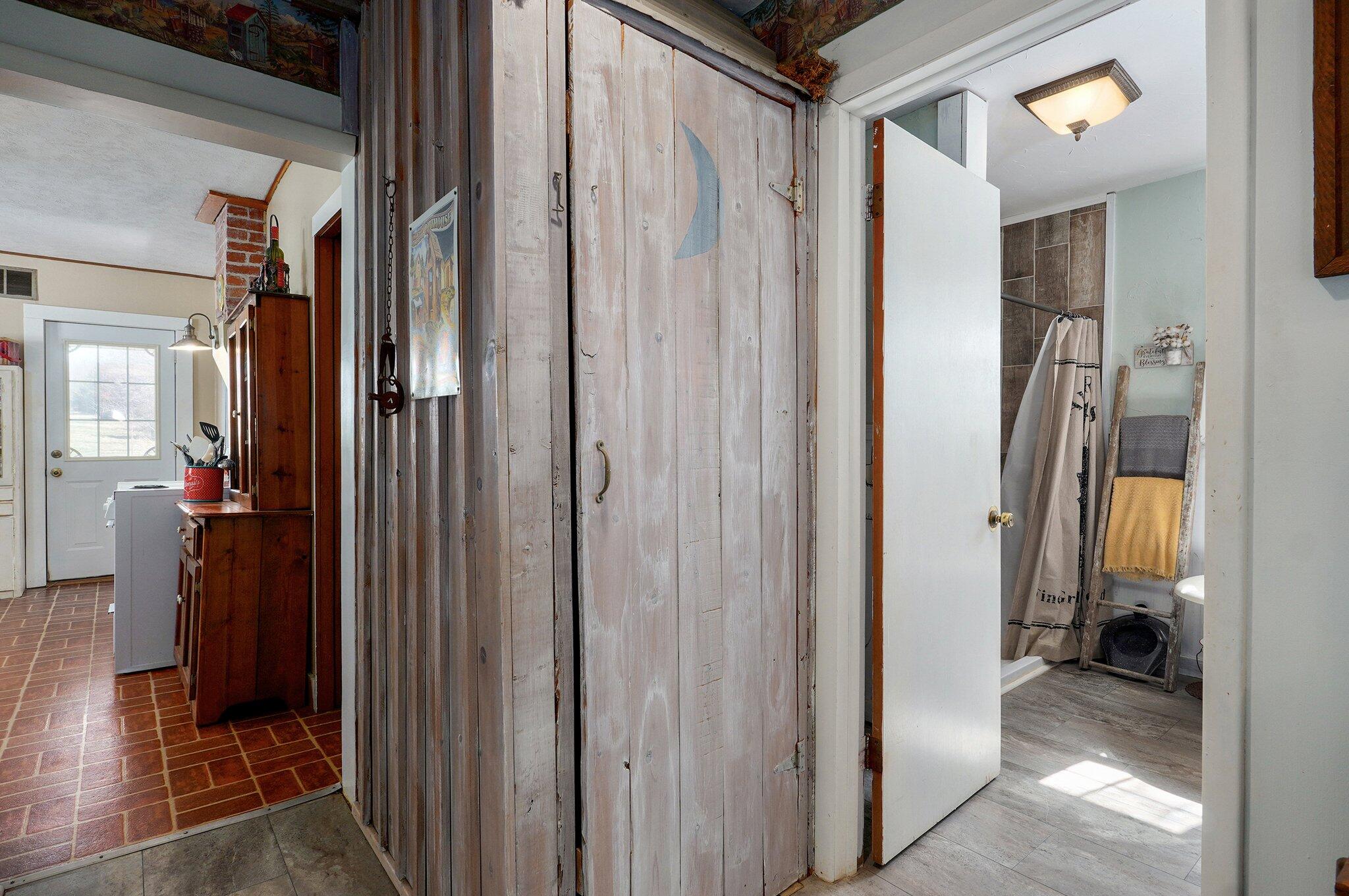 13461 Lawrence 1090 Property Photo 10