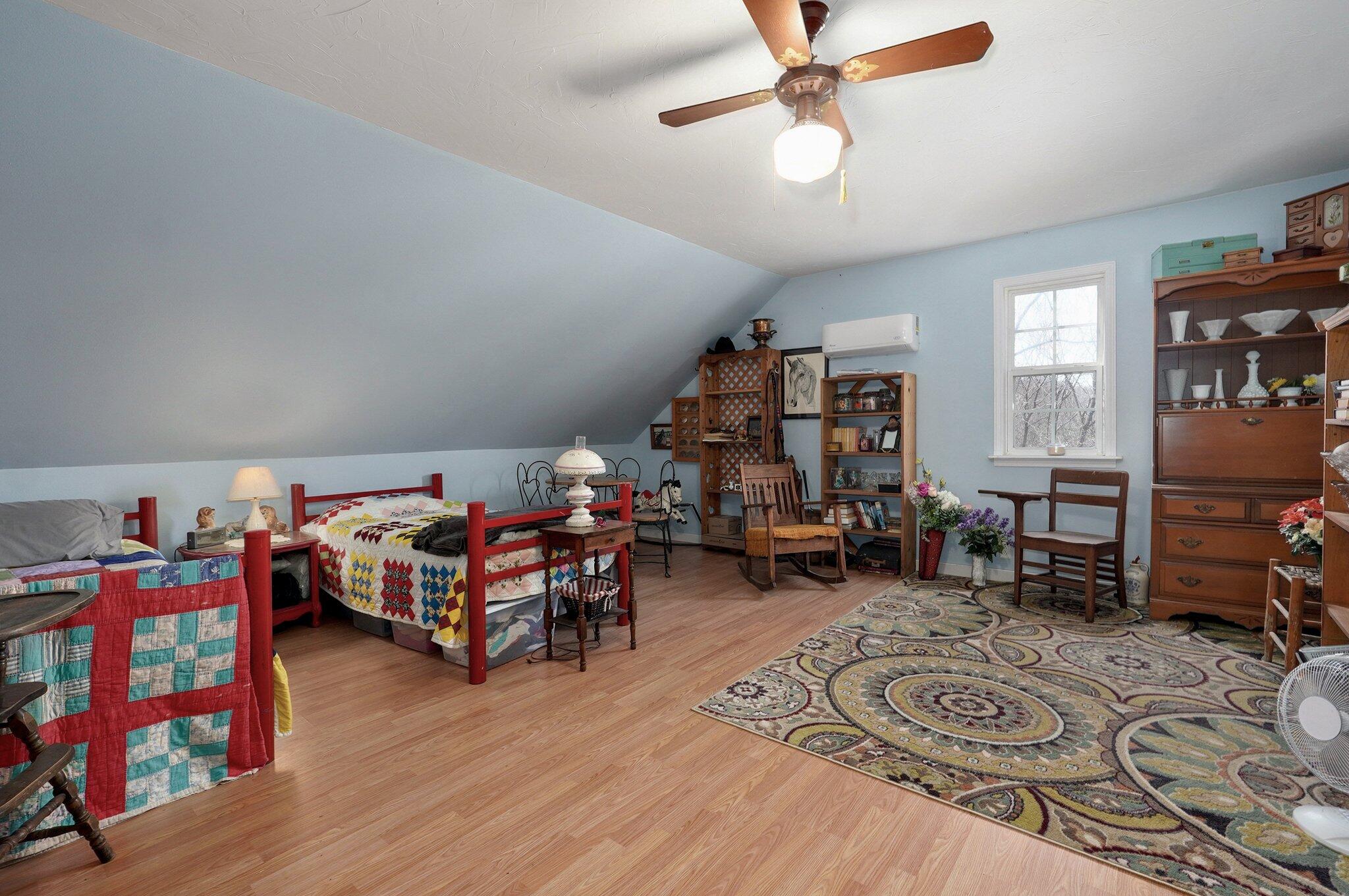 13461 Lawrence 1090 Property Photo 23