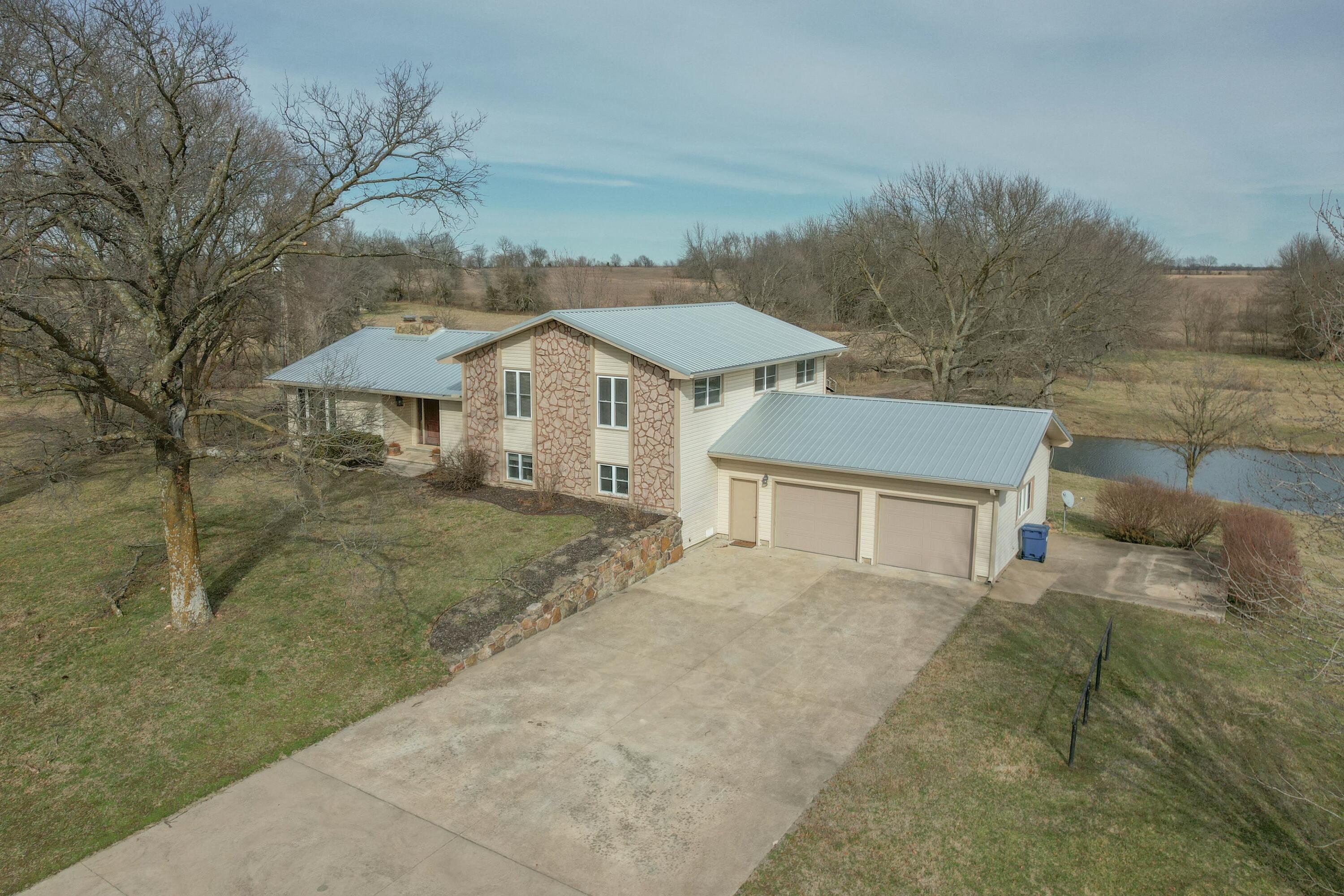 15452 State Hwy V Tract A Property Photo 2