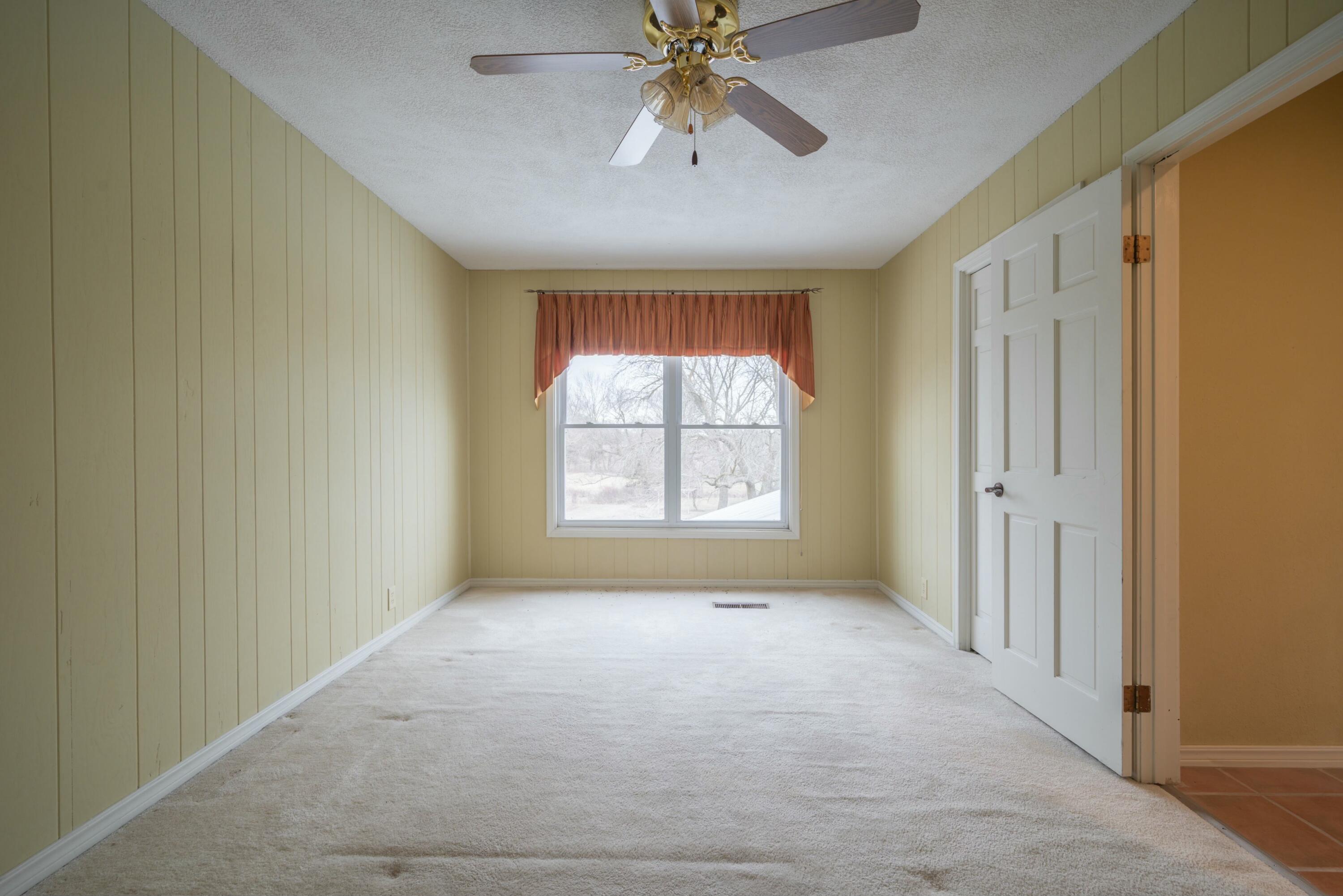 15452 State Hwy V (37.55+/-) Property Photo 33