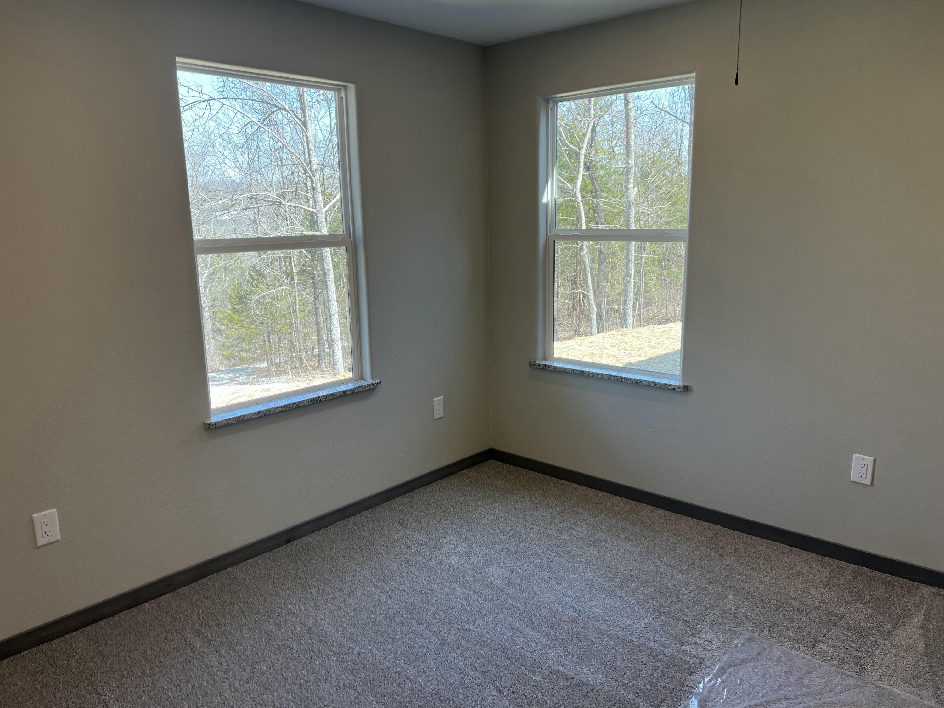 000 West 14 Highway Property Photo 20
