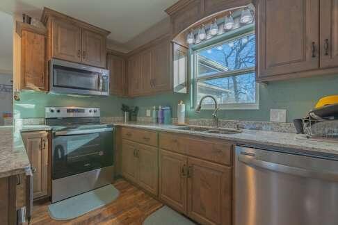 23403 Green Shores Drive Property Photo 9