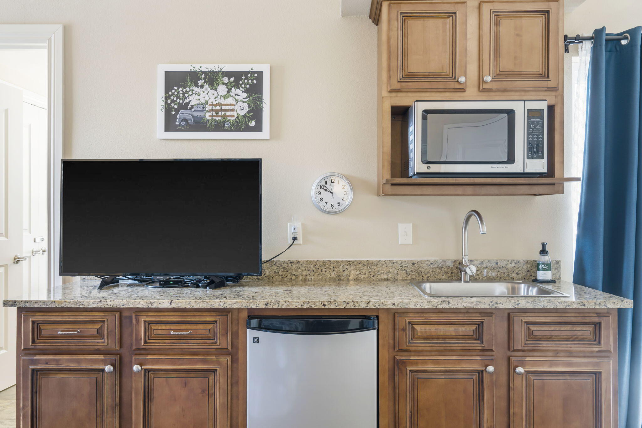 201 Prairie Dunes Drive Property Photo 63