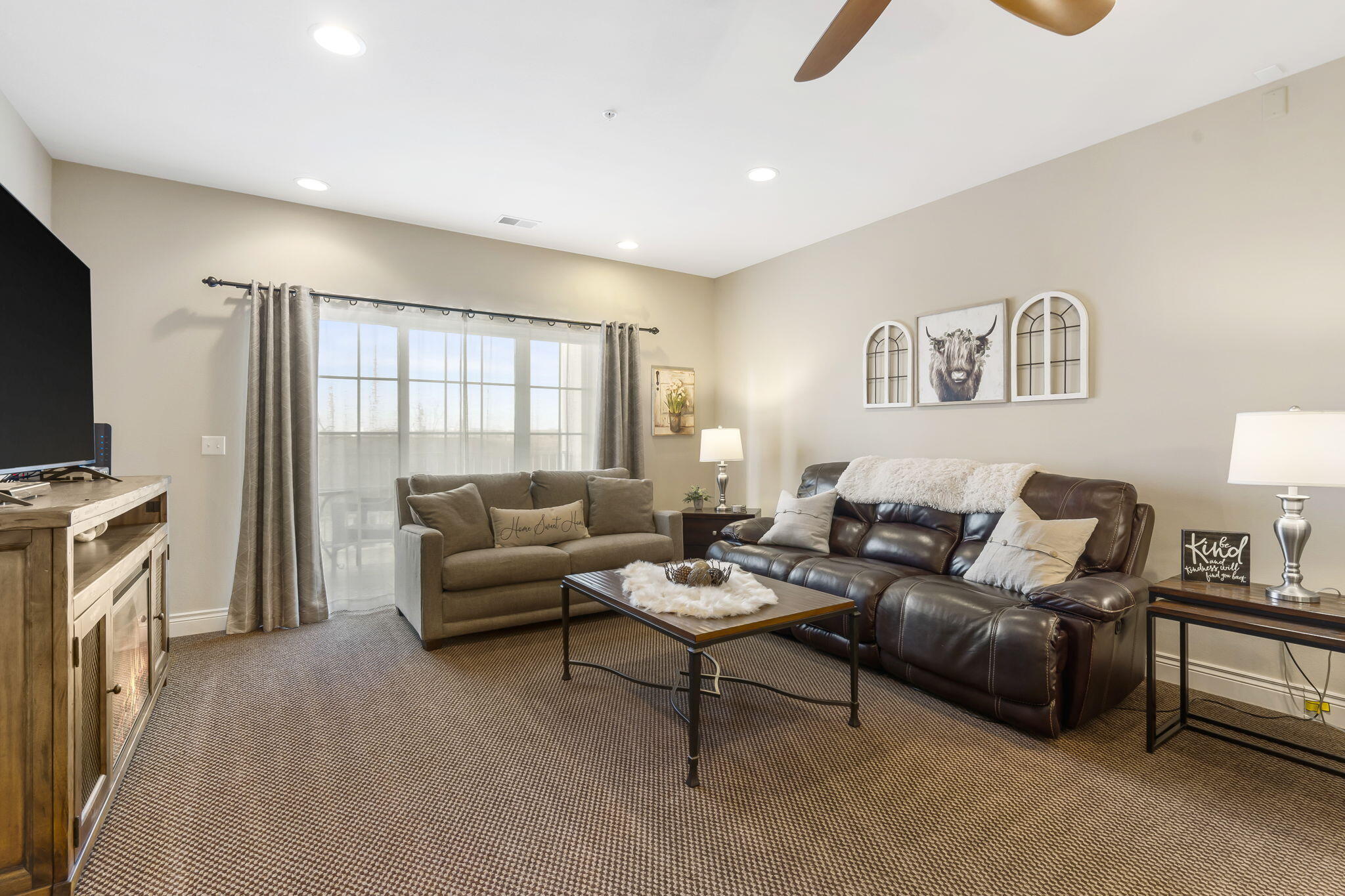 201 Prairie Dunes Drive Property Photo 12