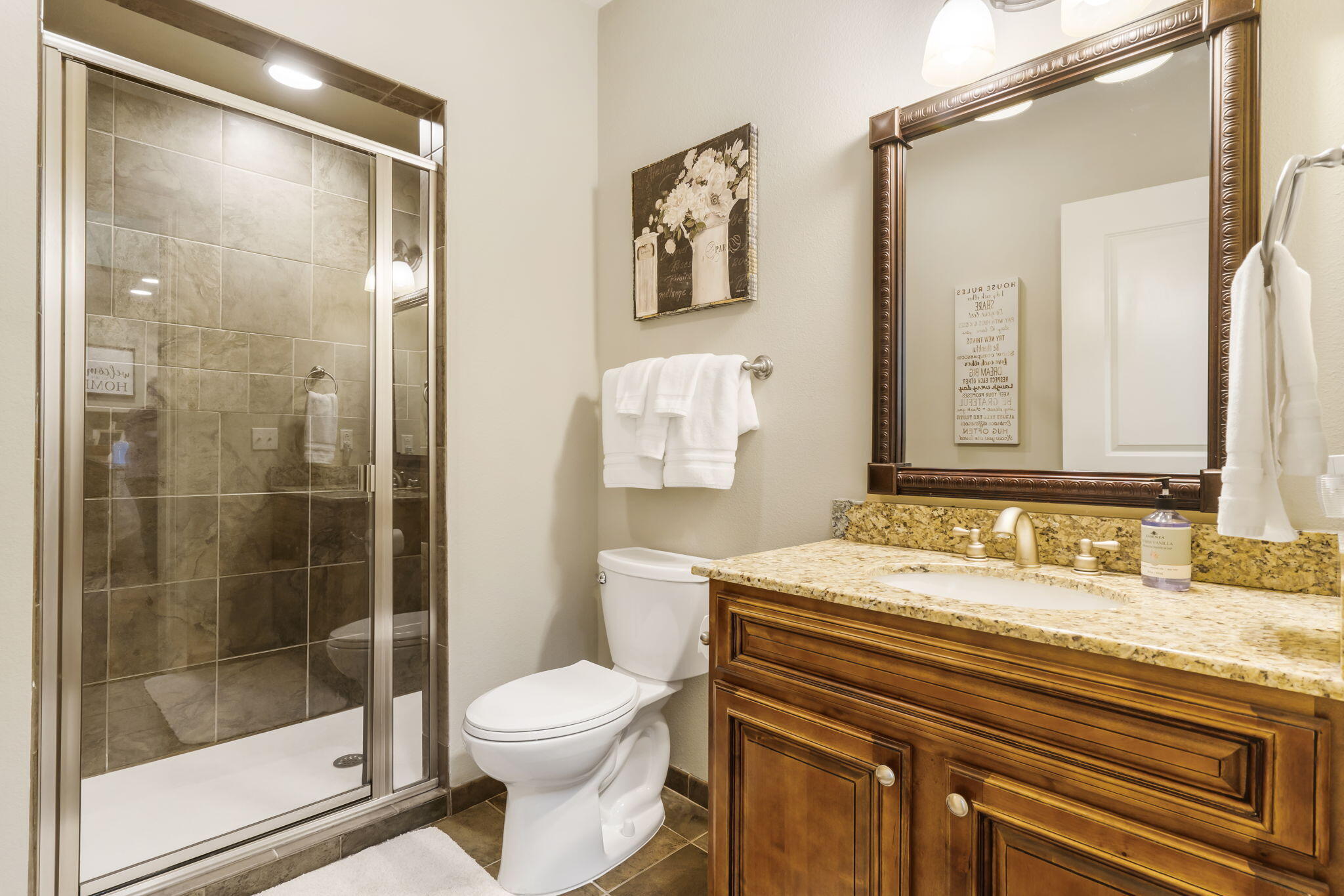 201 Prairie Dunes Drive Property Photo 27