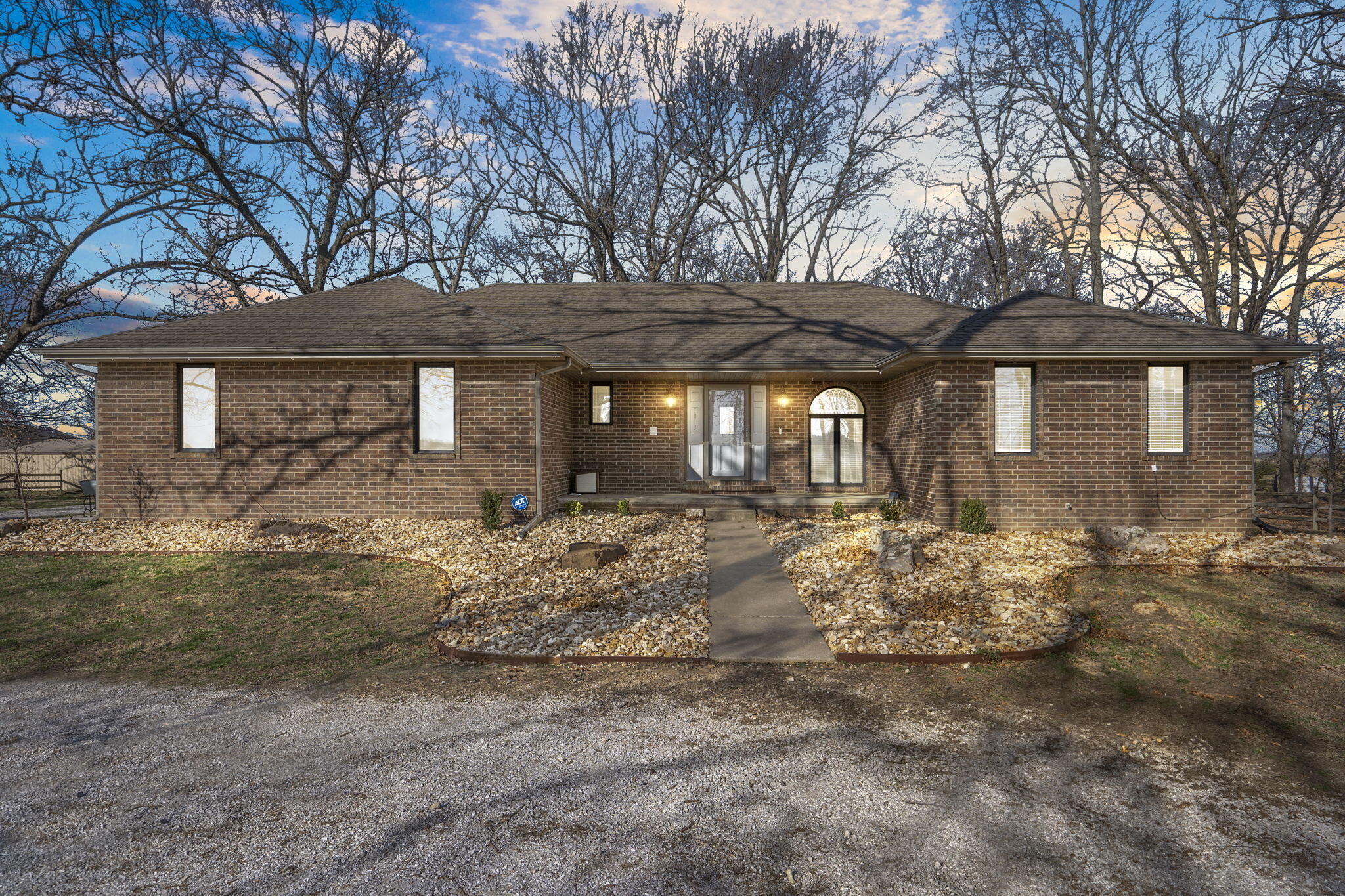 1013 Sandstone Road Property Photo 3