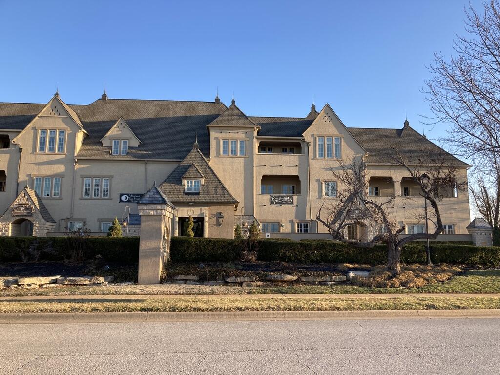 1531 East Bradford Parkway Property Photo