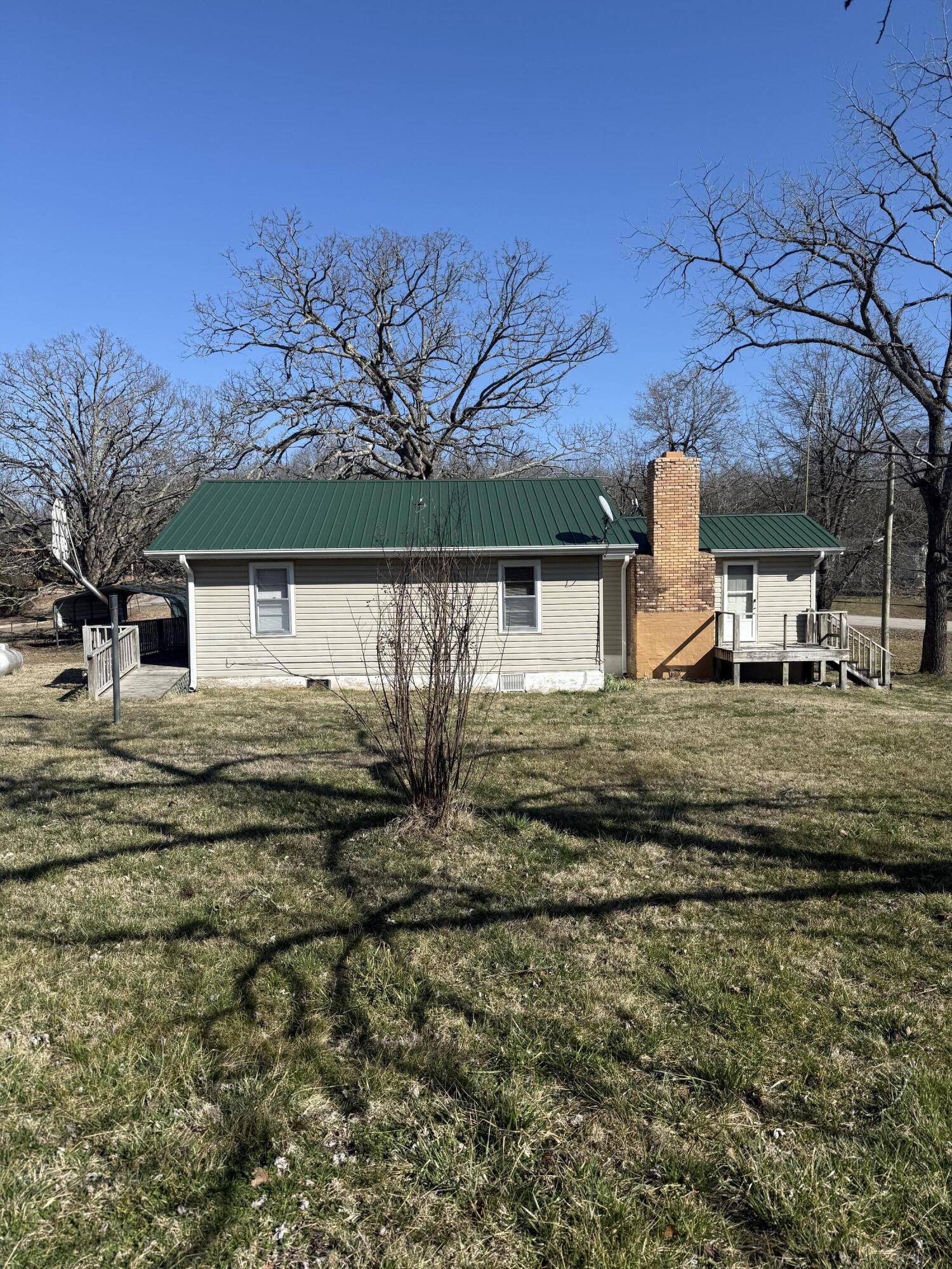 541 County Road 806 Property Photo 3