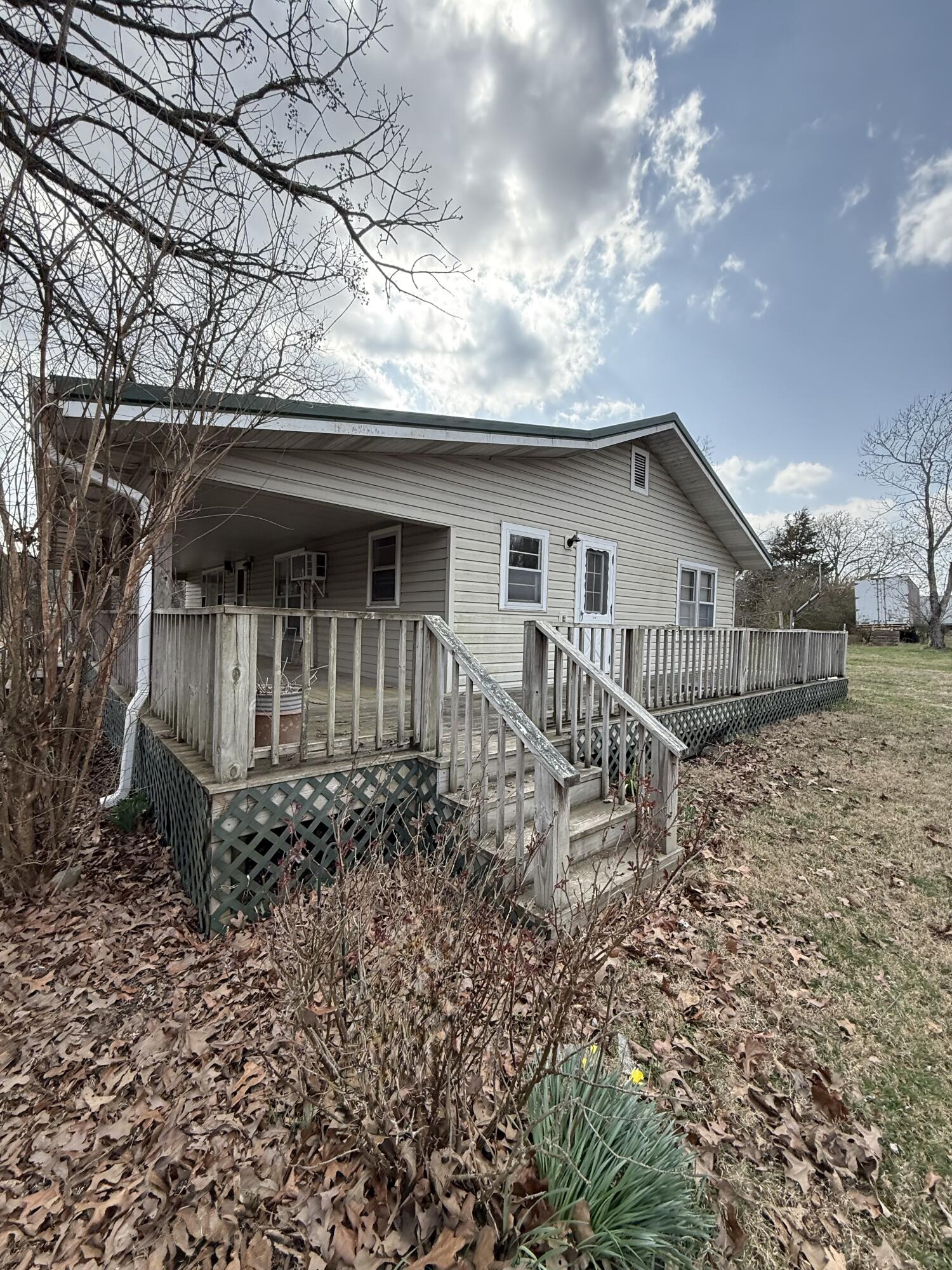 541 County Road 806 Property Photo 5