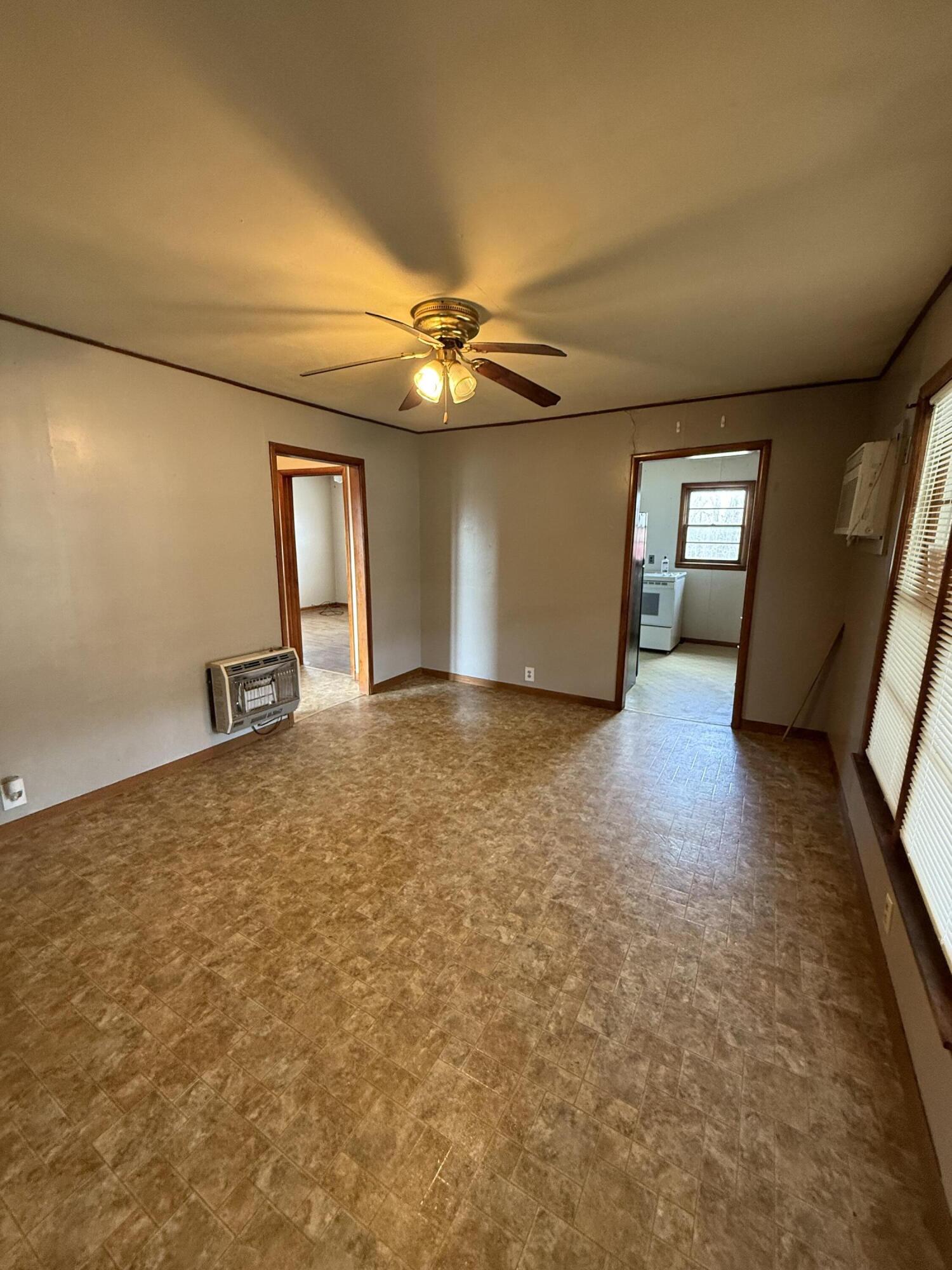 541 County Road 806 Property Photo 10