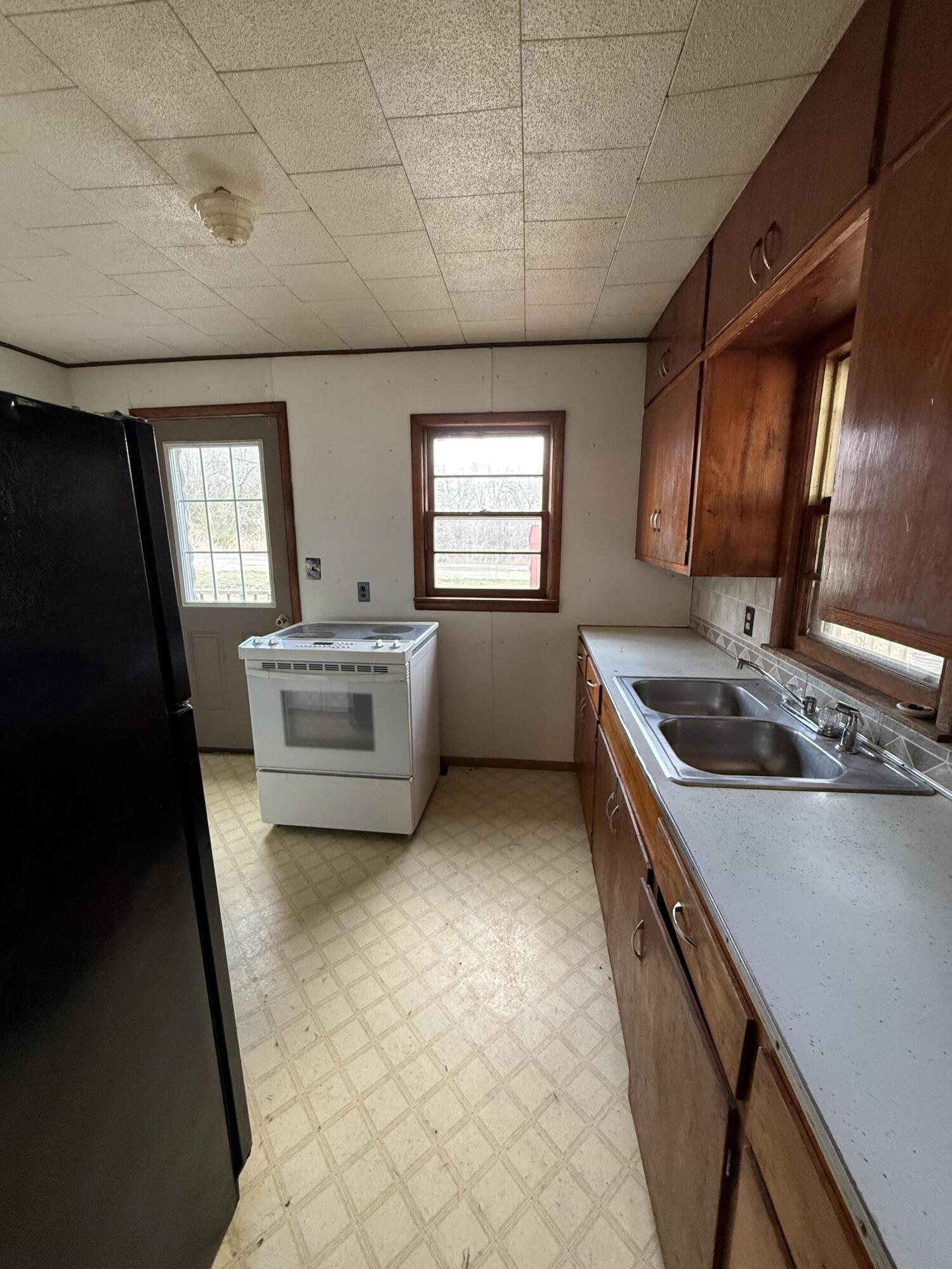 541 County Road 806 Property Photo 12