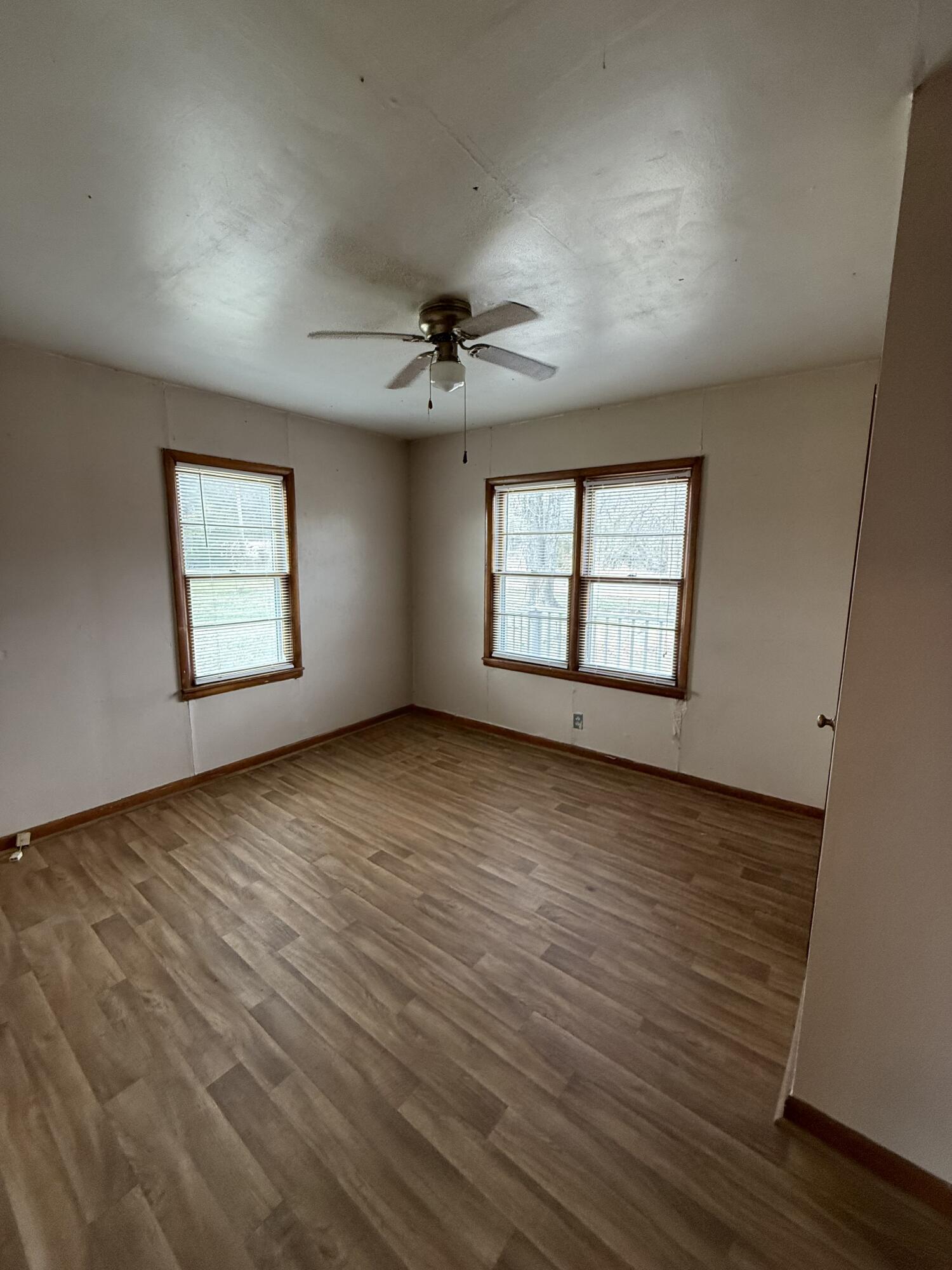 541 County Road 806 Property Photo 15