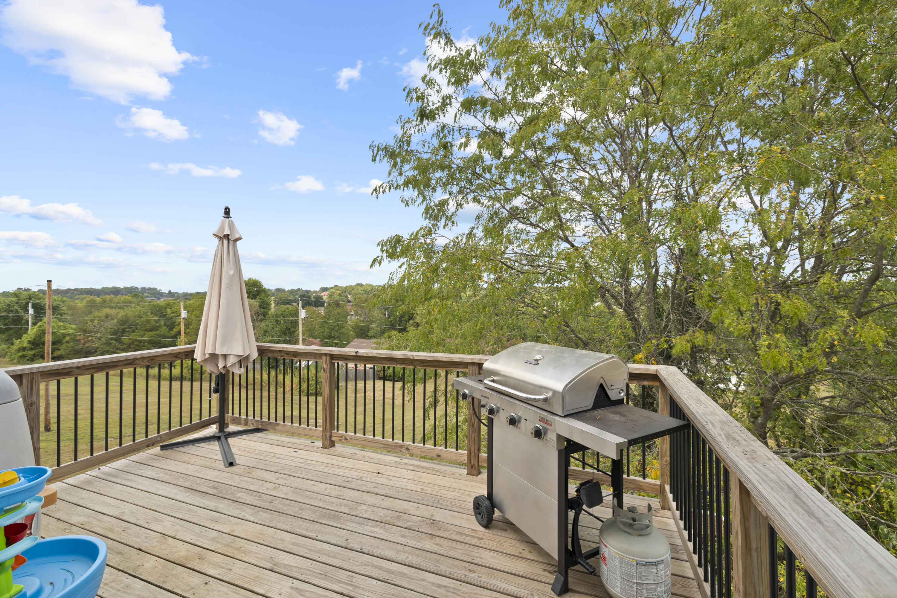 1601 East Fairwind Property Photo 15