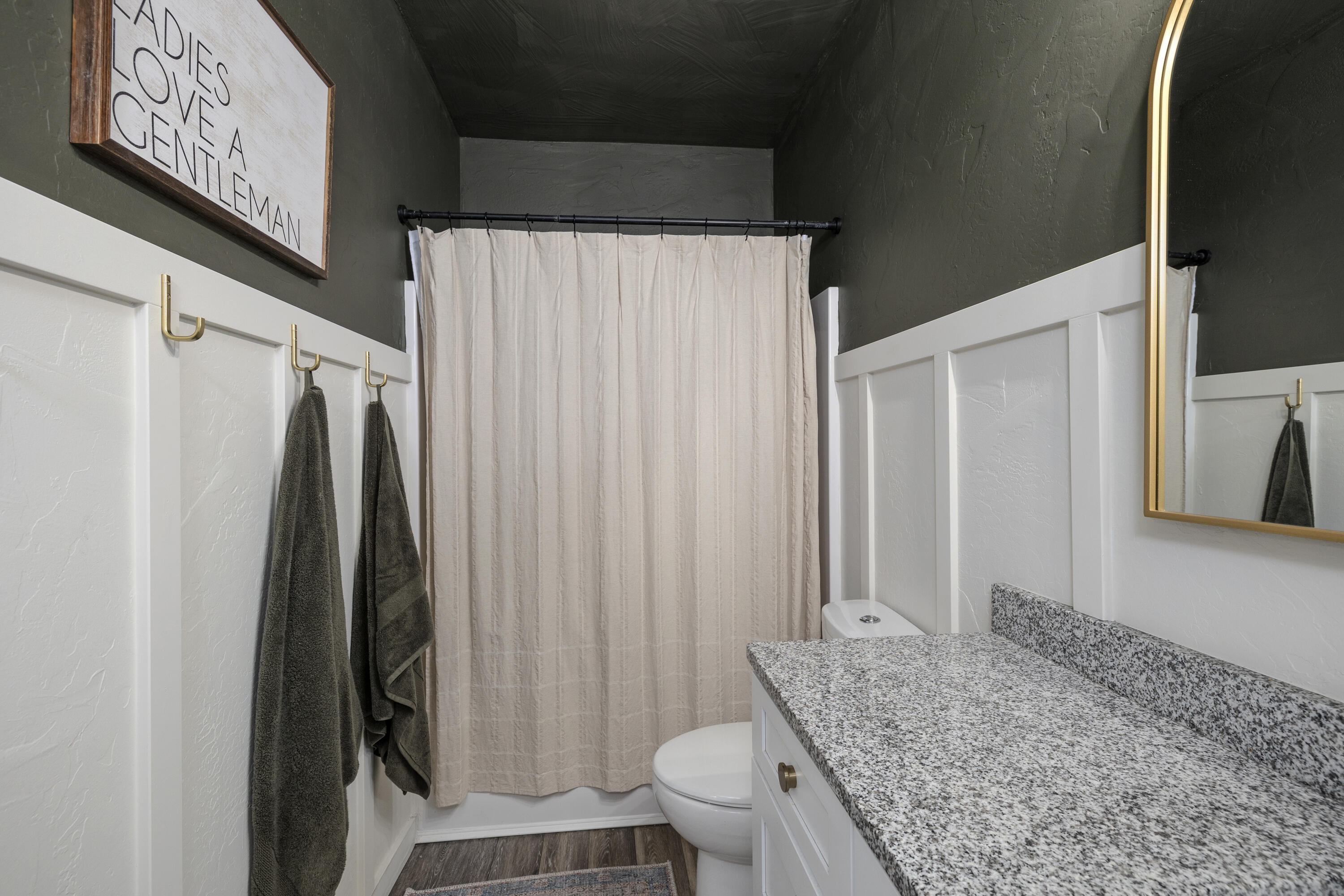 1601 East Fairwind Property Photo 38