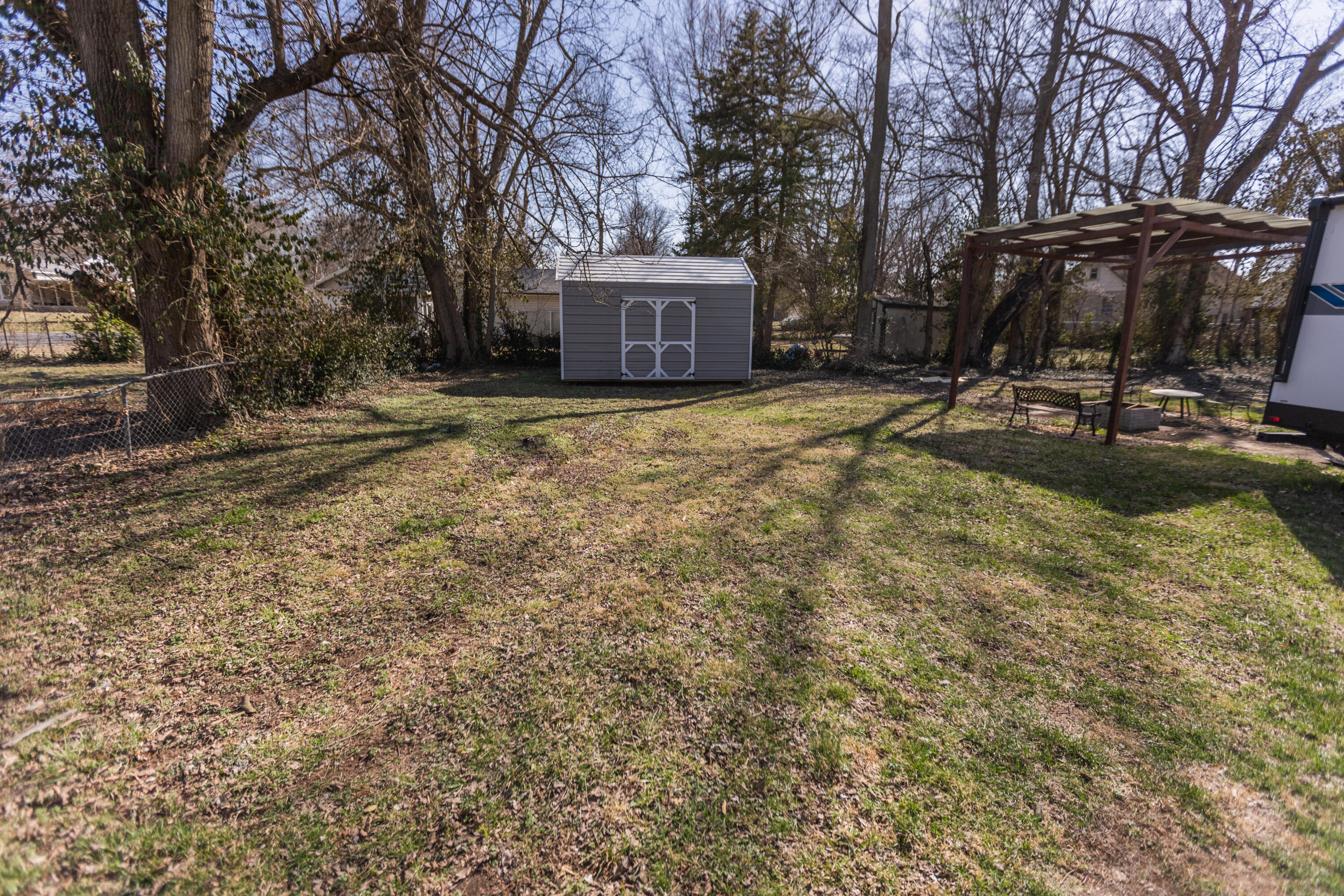 1368 East Pacific Street Property Photo 40