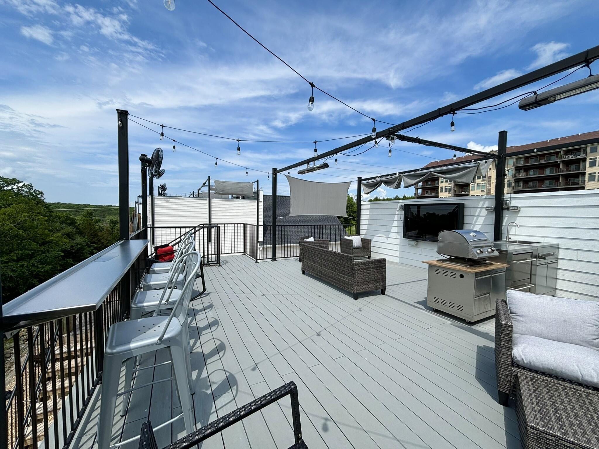 365 Majestic Drive Property Photo 6