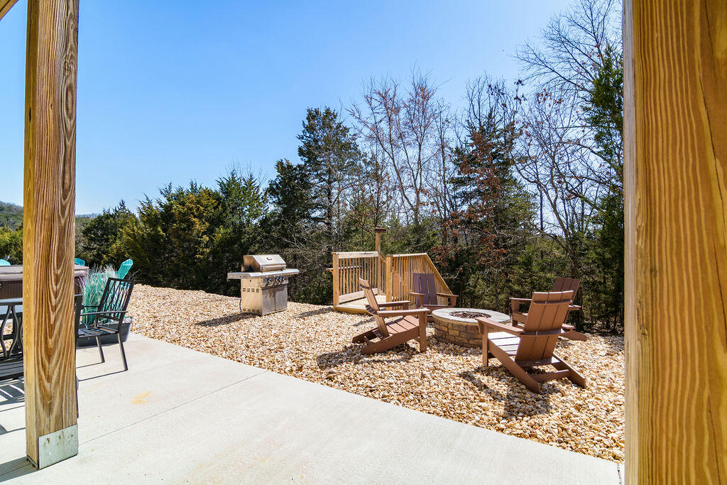 365 Majestic Drive Property Photo 15