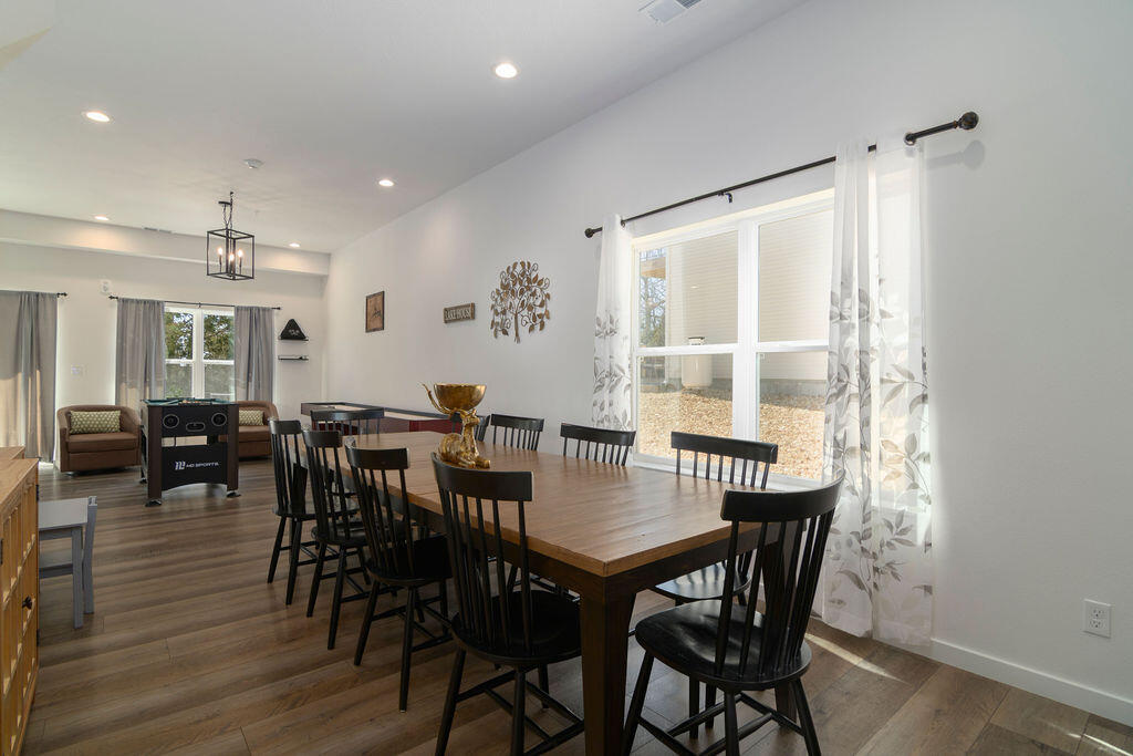 365 Majestic Drive Property Photo 24