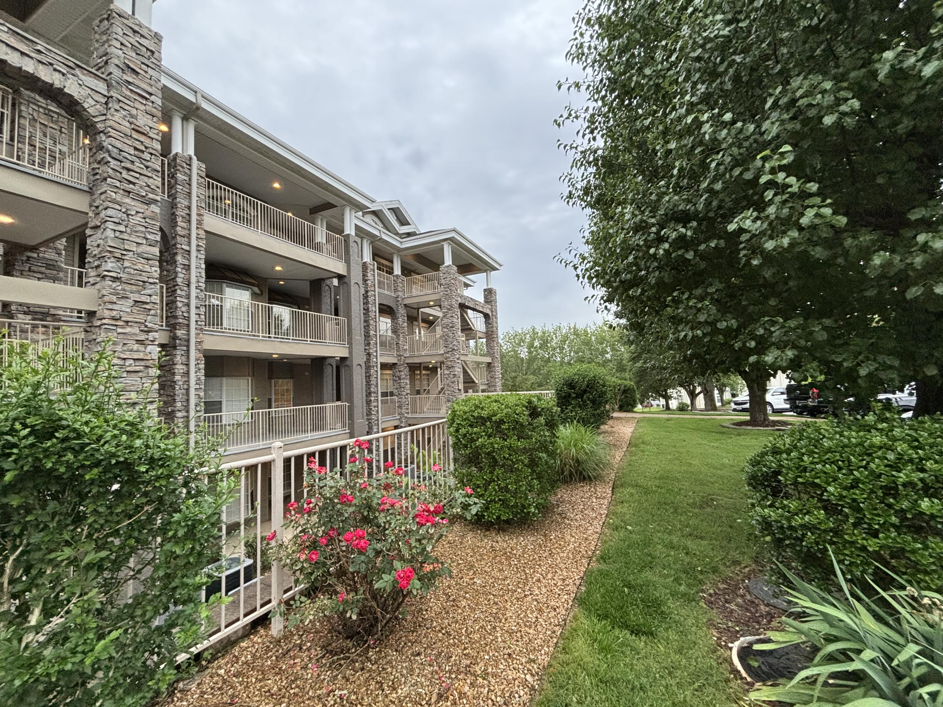 300 Glory Road Bldg 9 Unit 7 Property Photo