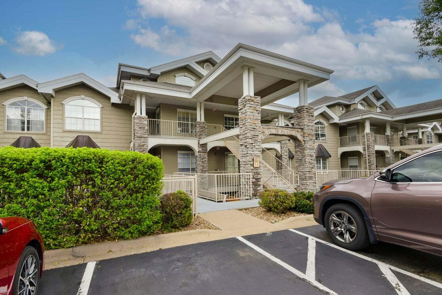 300 Glory Road Property Photo 2