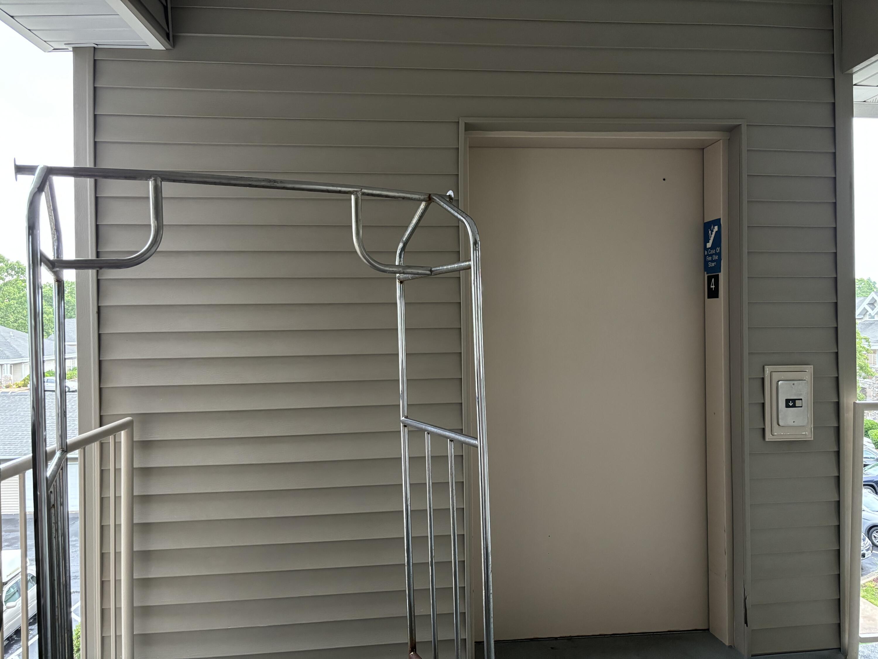 300 Glory Road Property Photo 11