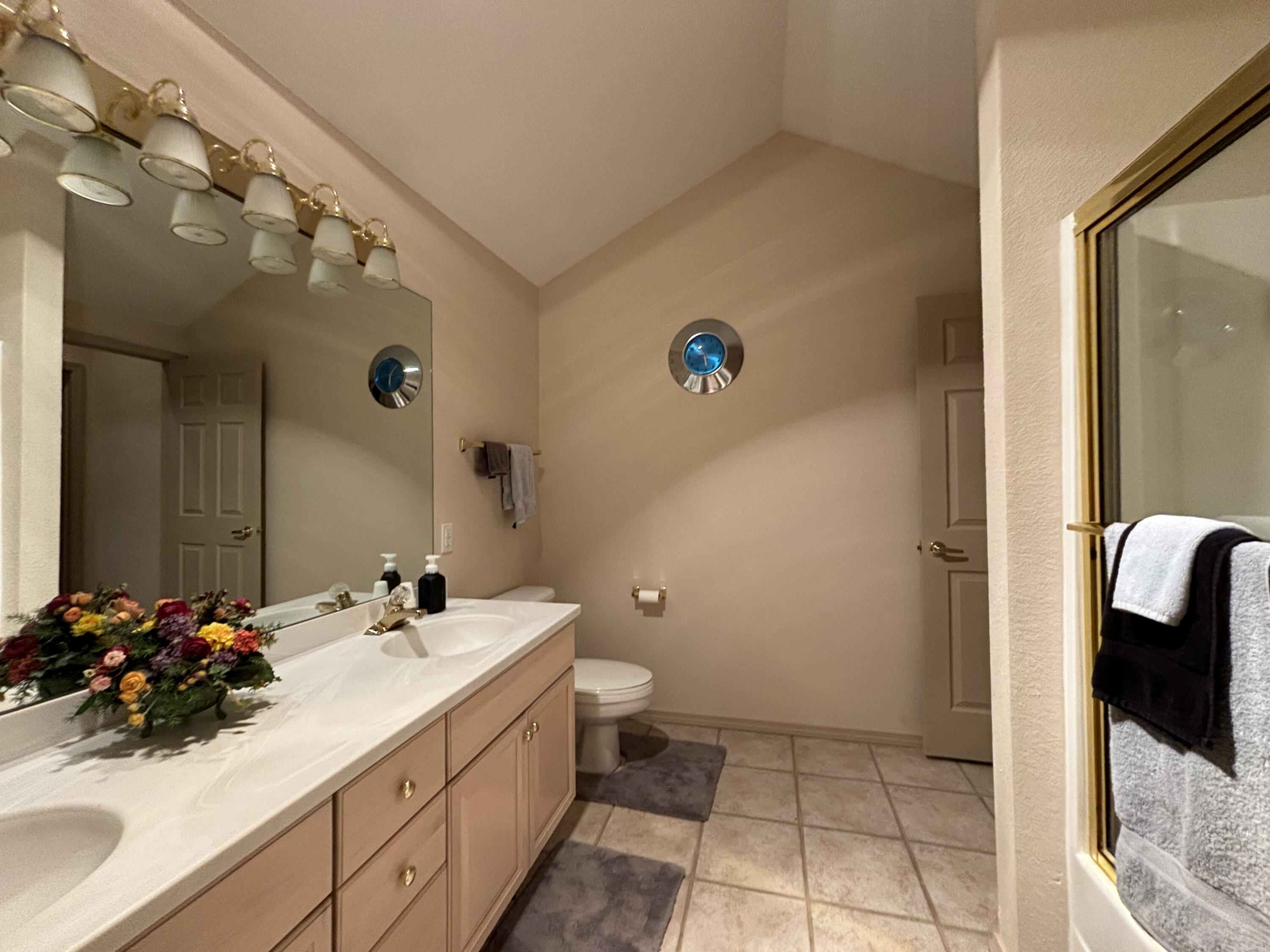300 Glory Road Property Photo 12