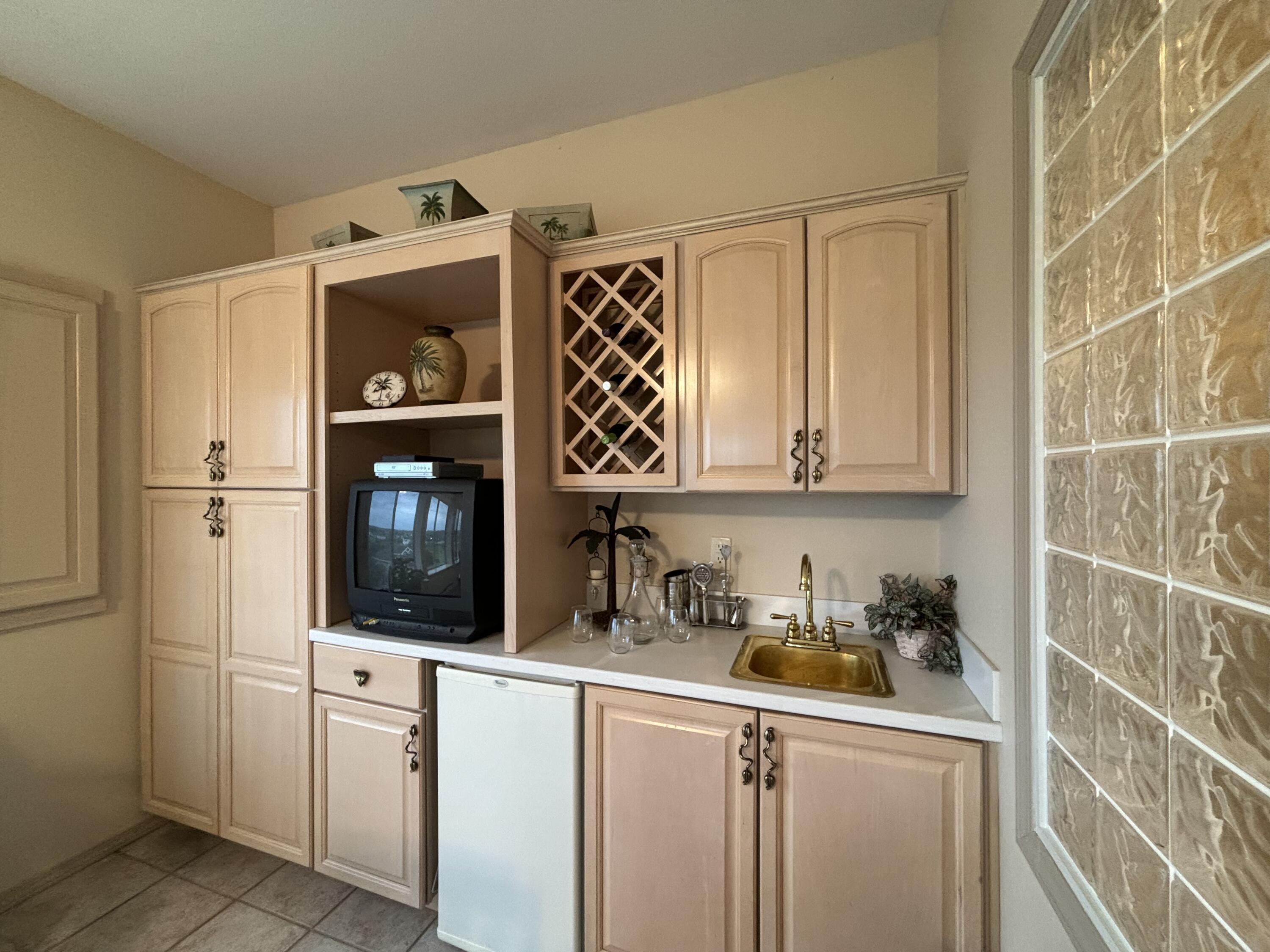 300 Glory Road Property Photo 25