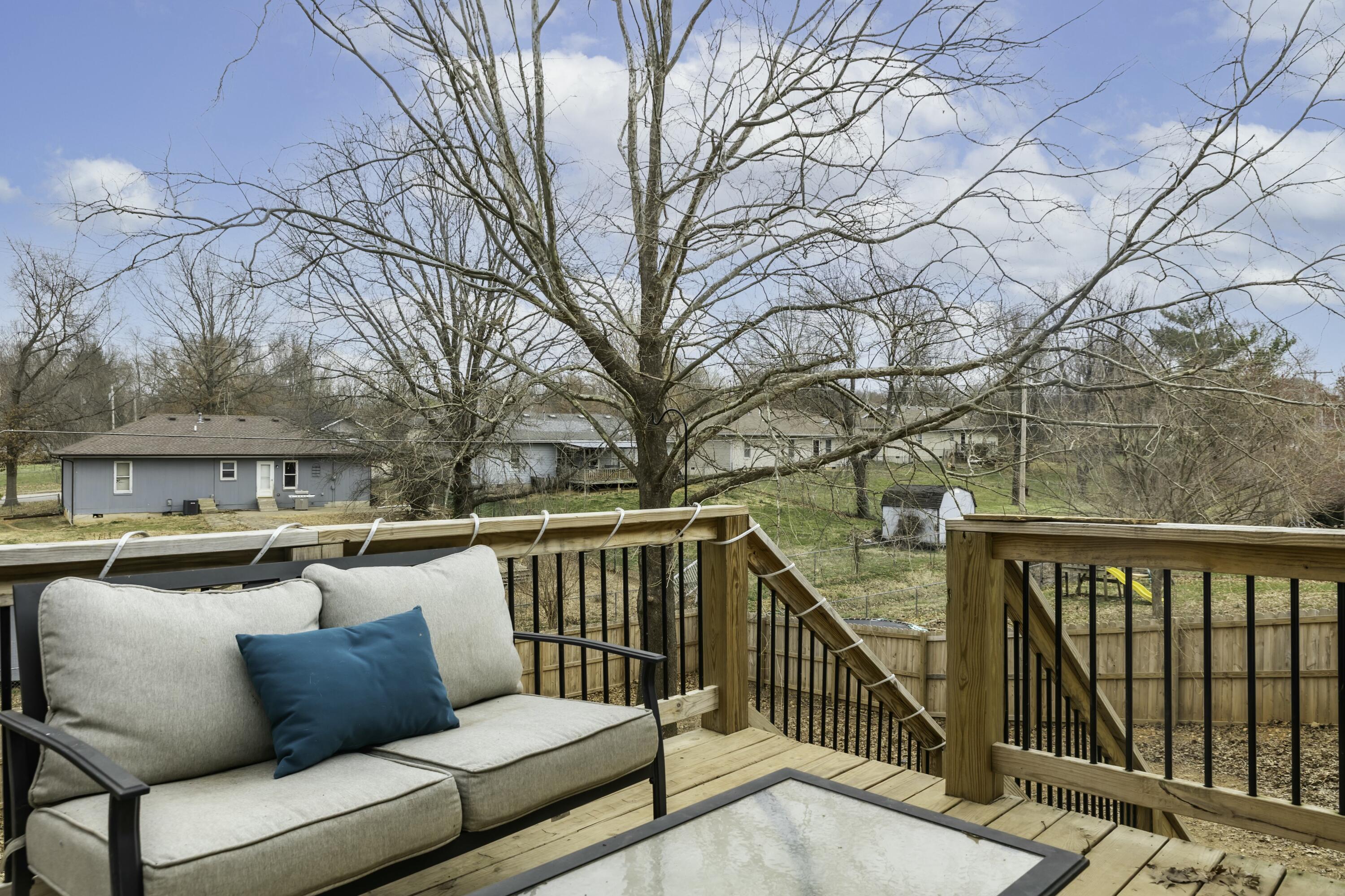 1513 West Meadow Avenue Property Photo 6