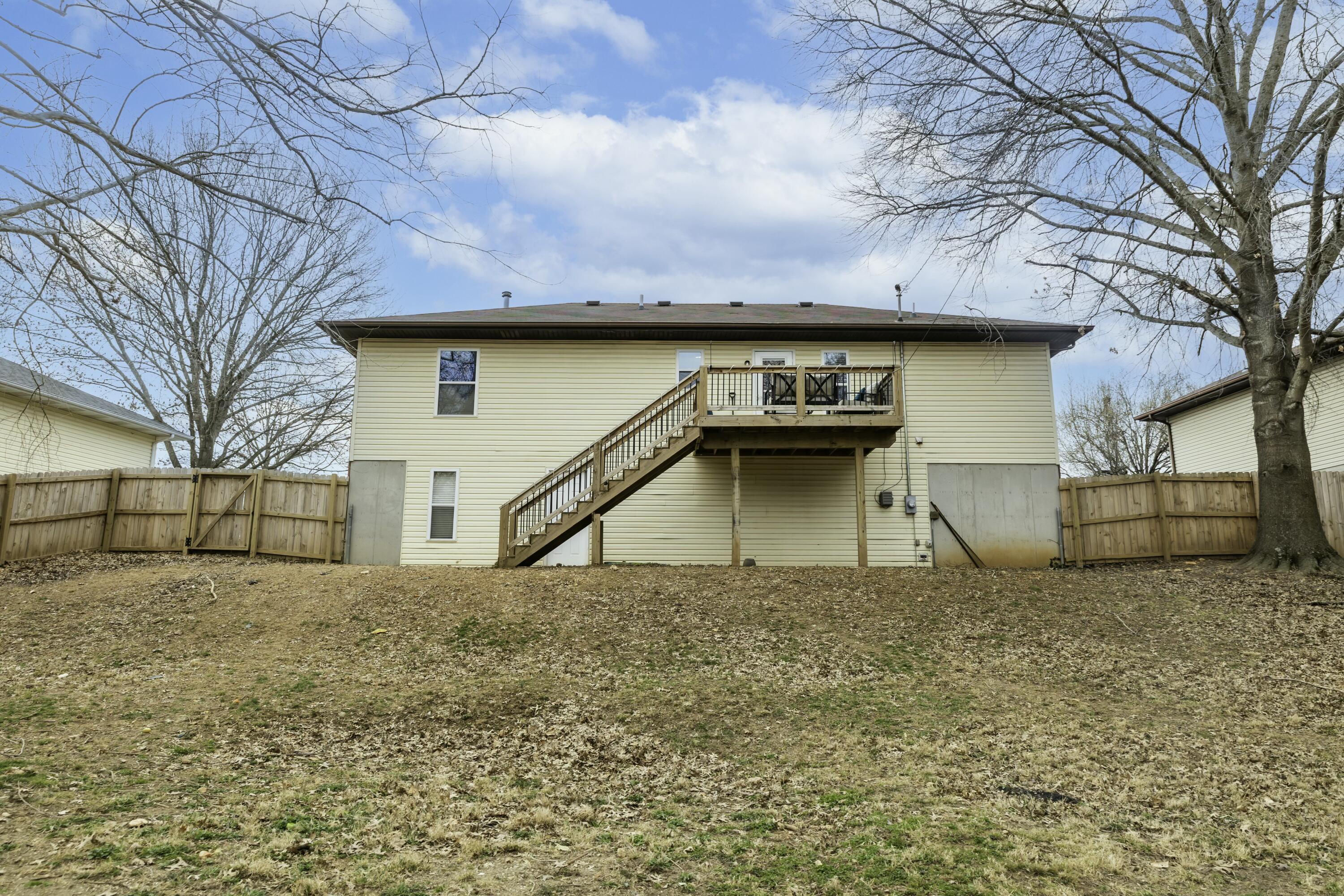 1513 West Meadow Avenue Property Photo 8